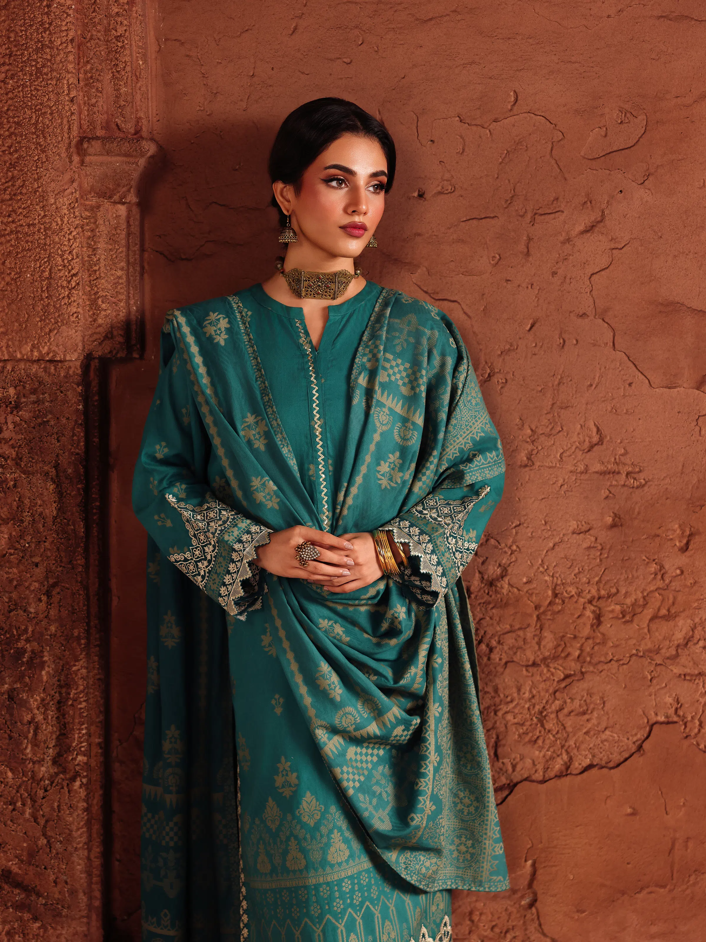 Pret Embroidered Jacquard Suit - EWTKE5-81086-3P - Image 5