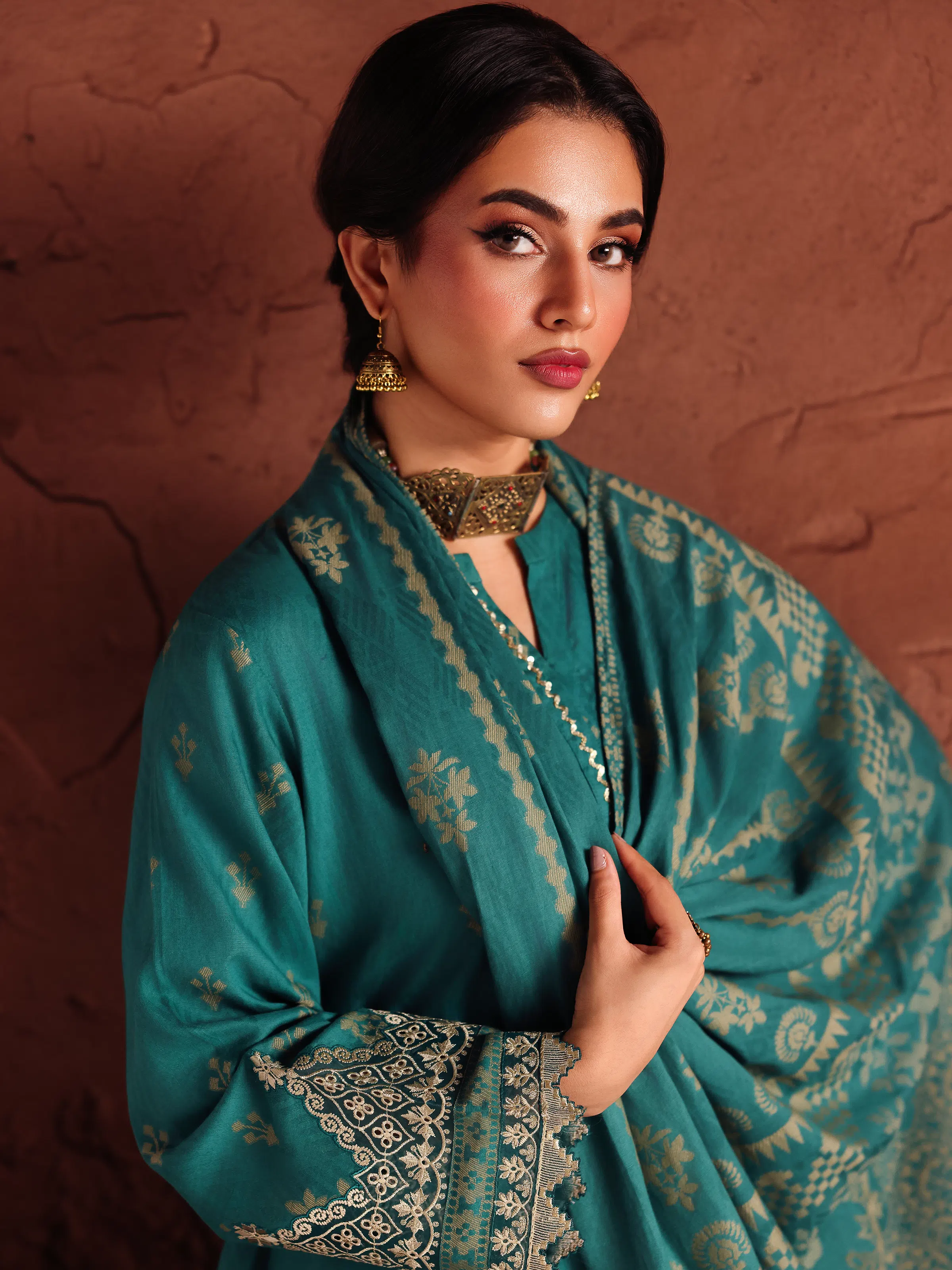 Pret Embroidered Jacquard Suit - EWTKE5-81086-3P - Image 8