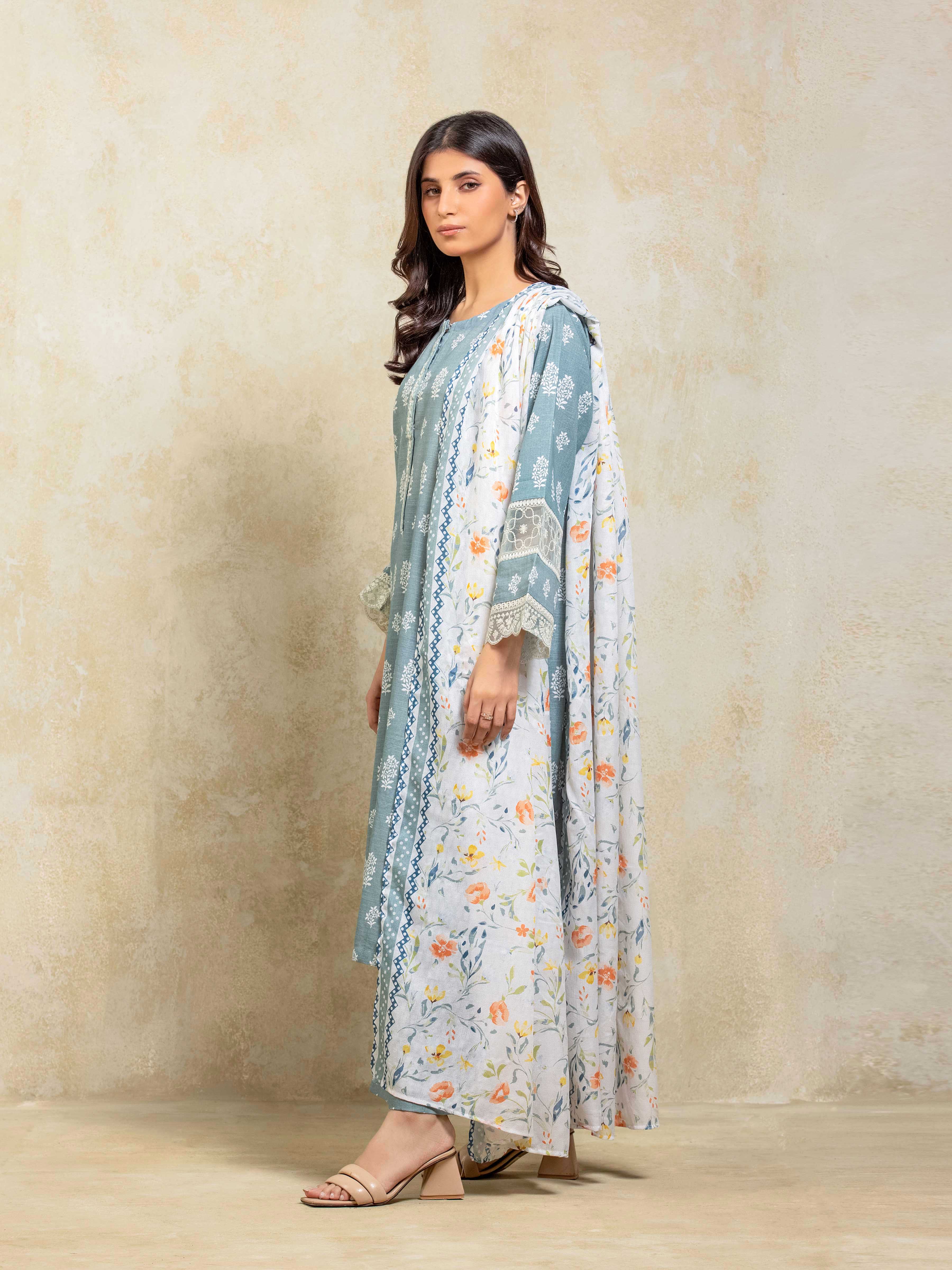 Pret Embroidered Khaddar Suit - EWTKE24-81357-3P - Image 2