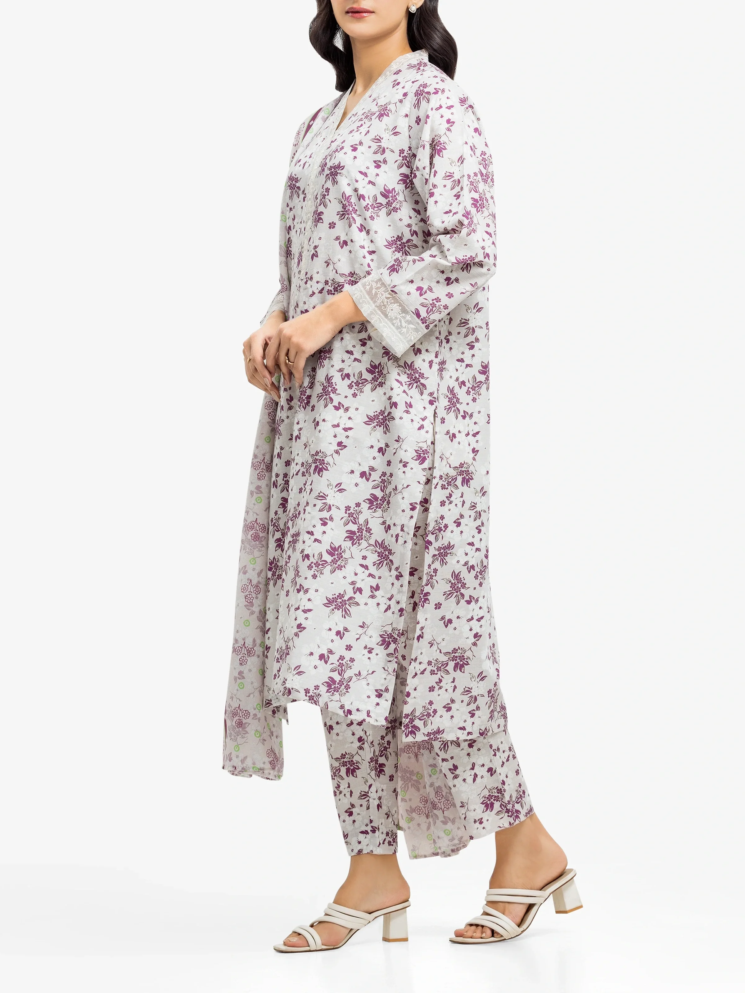 Pret Embroidered Khaddar Suit - EWTKE24-81362-3P - Image 4