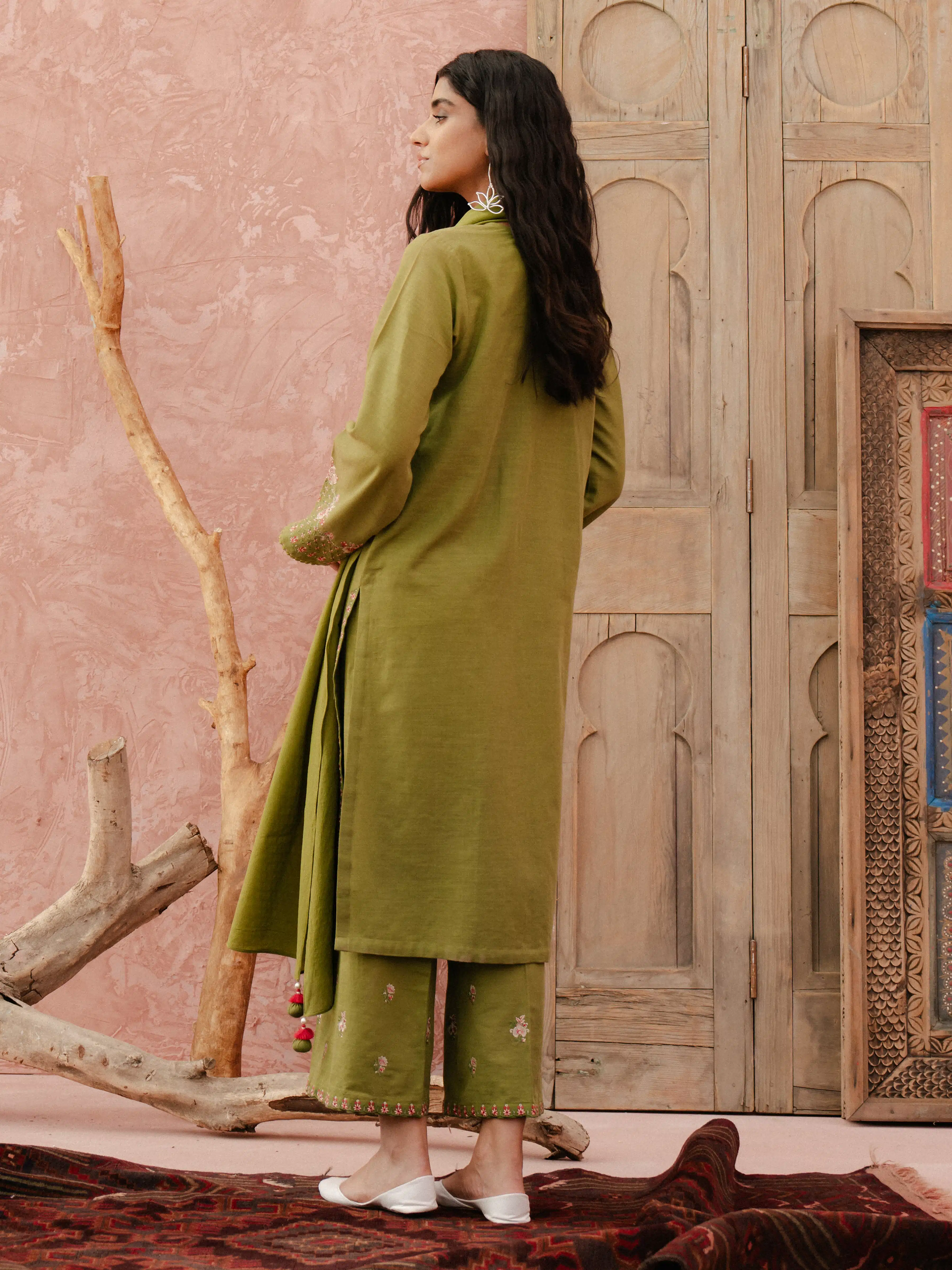 Pret Embroidered Khaddar Suit - EWTKE24-81373-3P - Image 5