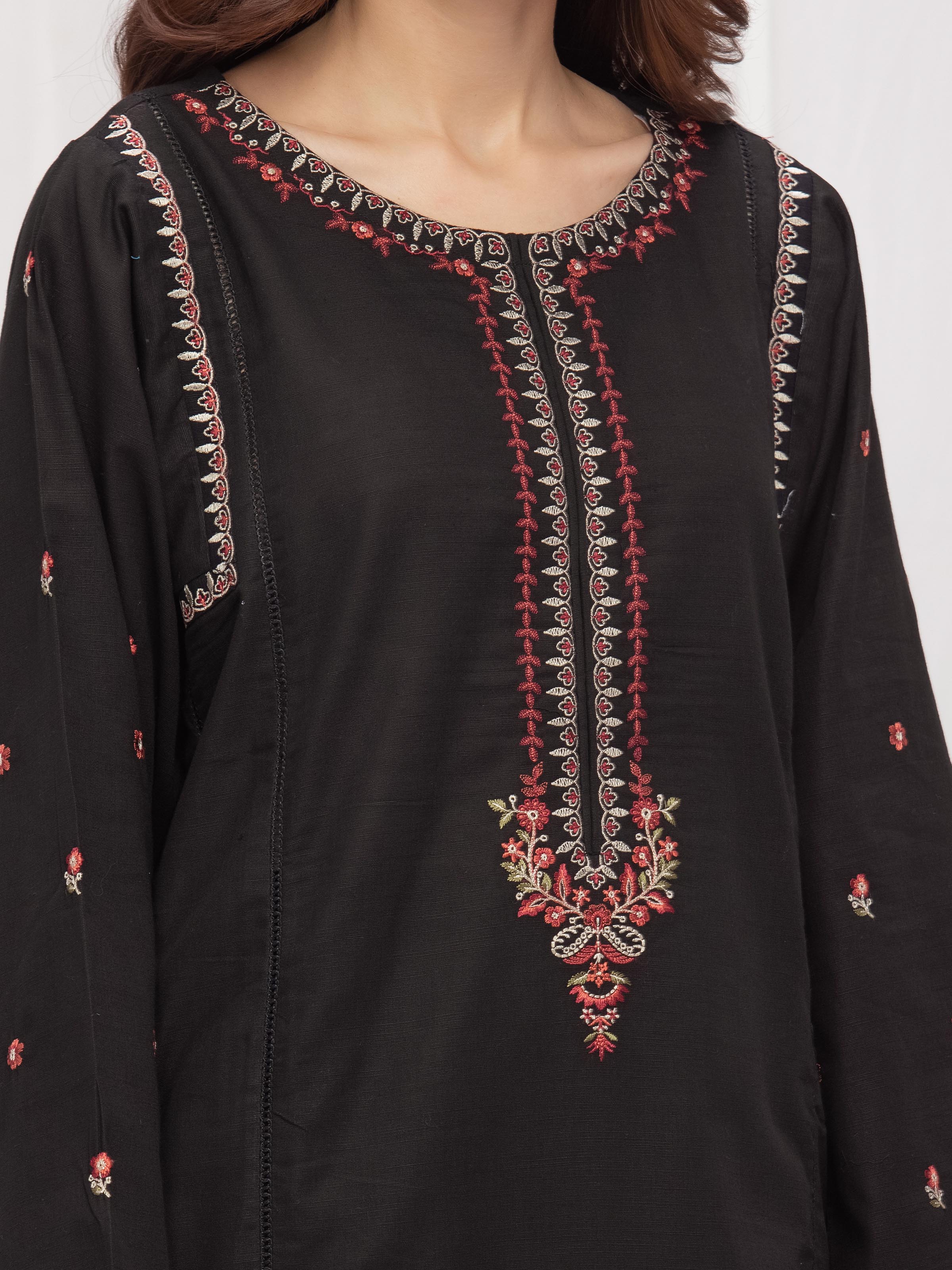 Pret Embroidered Khaddar Suit - EWTKE24-81374-3P - Image 3