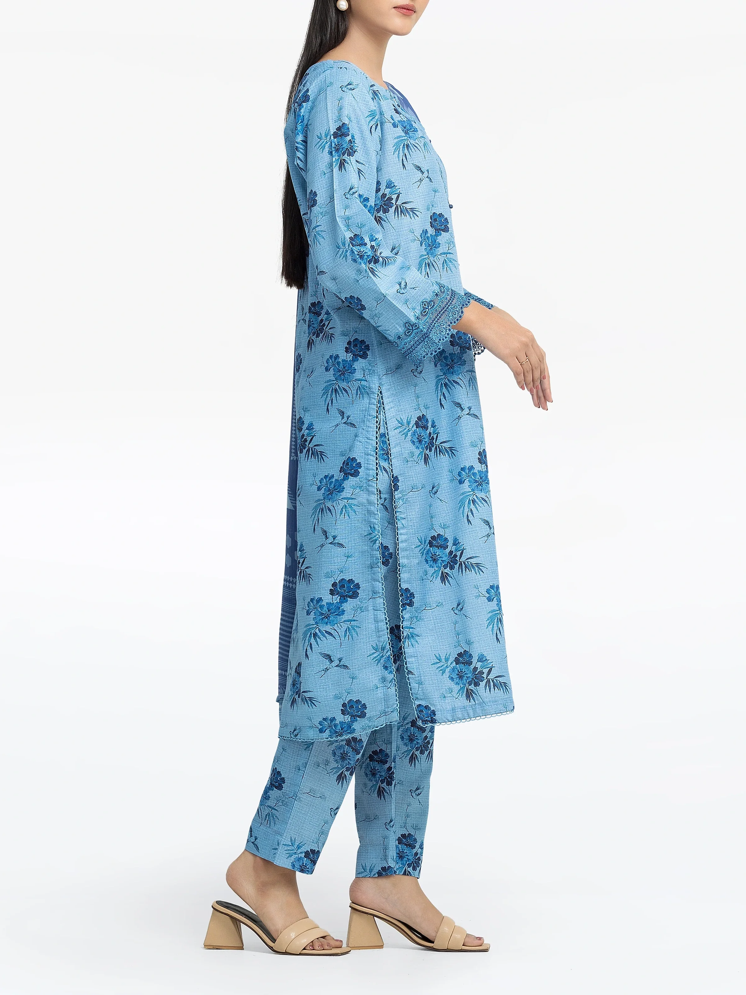 Pret Embroidered Khaddar Suit - EWTKE24-81493-3P - Image 4