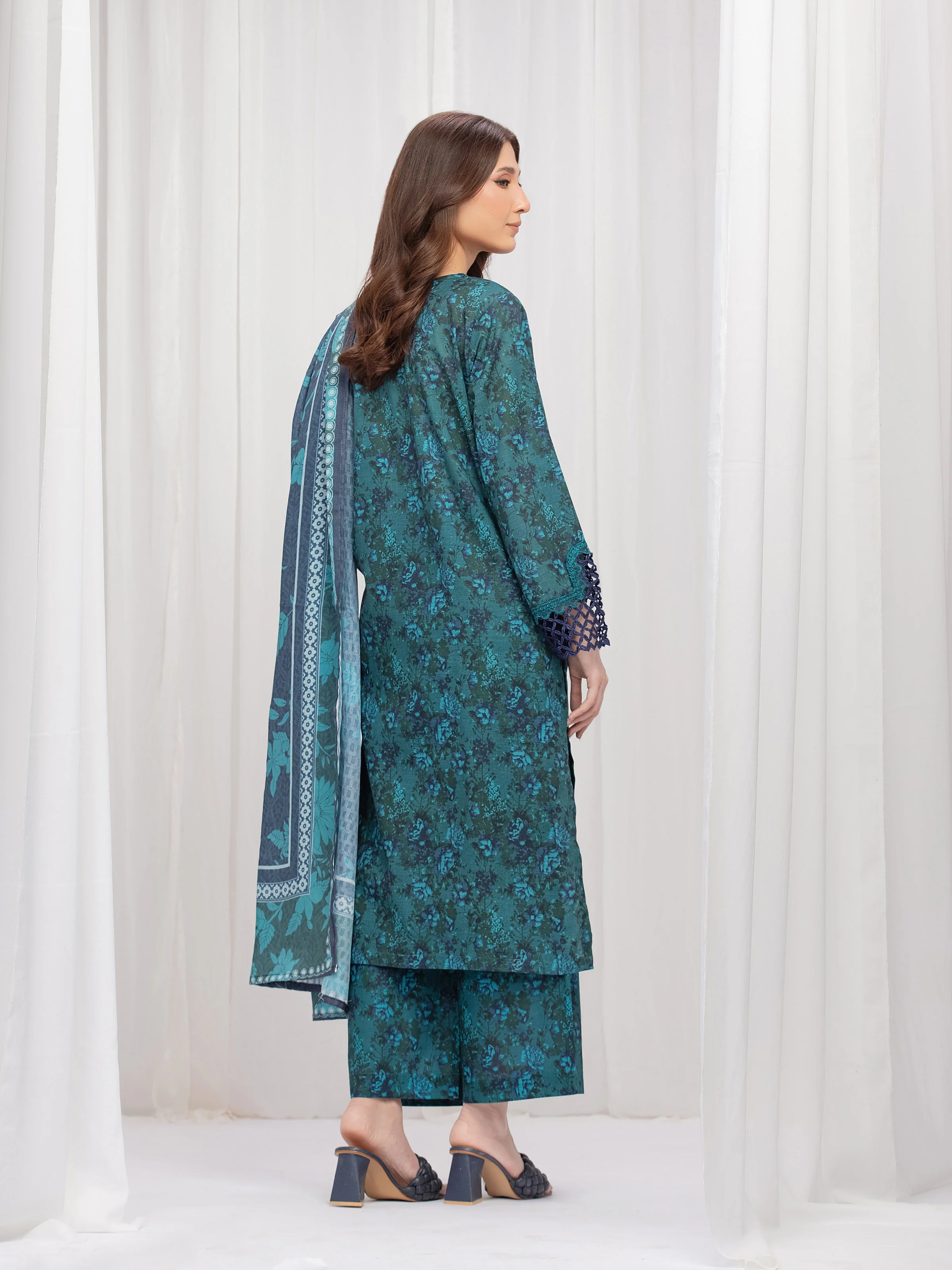 Pret Printed Khaddar Suit - EWTKE24-81538-3P - Image 6