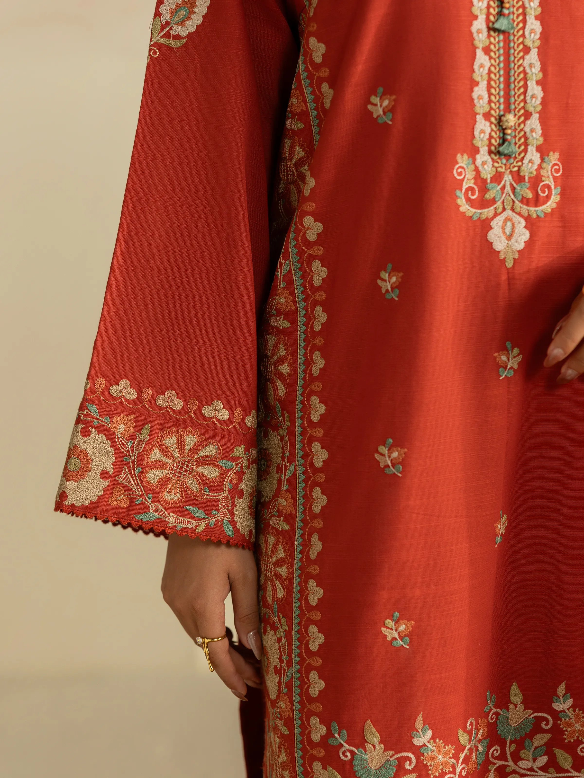 Pret Embroidered Khaddar Suit - EWTKED5-84011-3P - Image 3