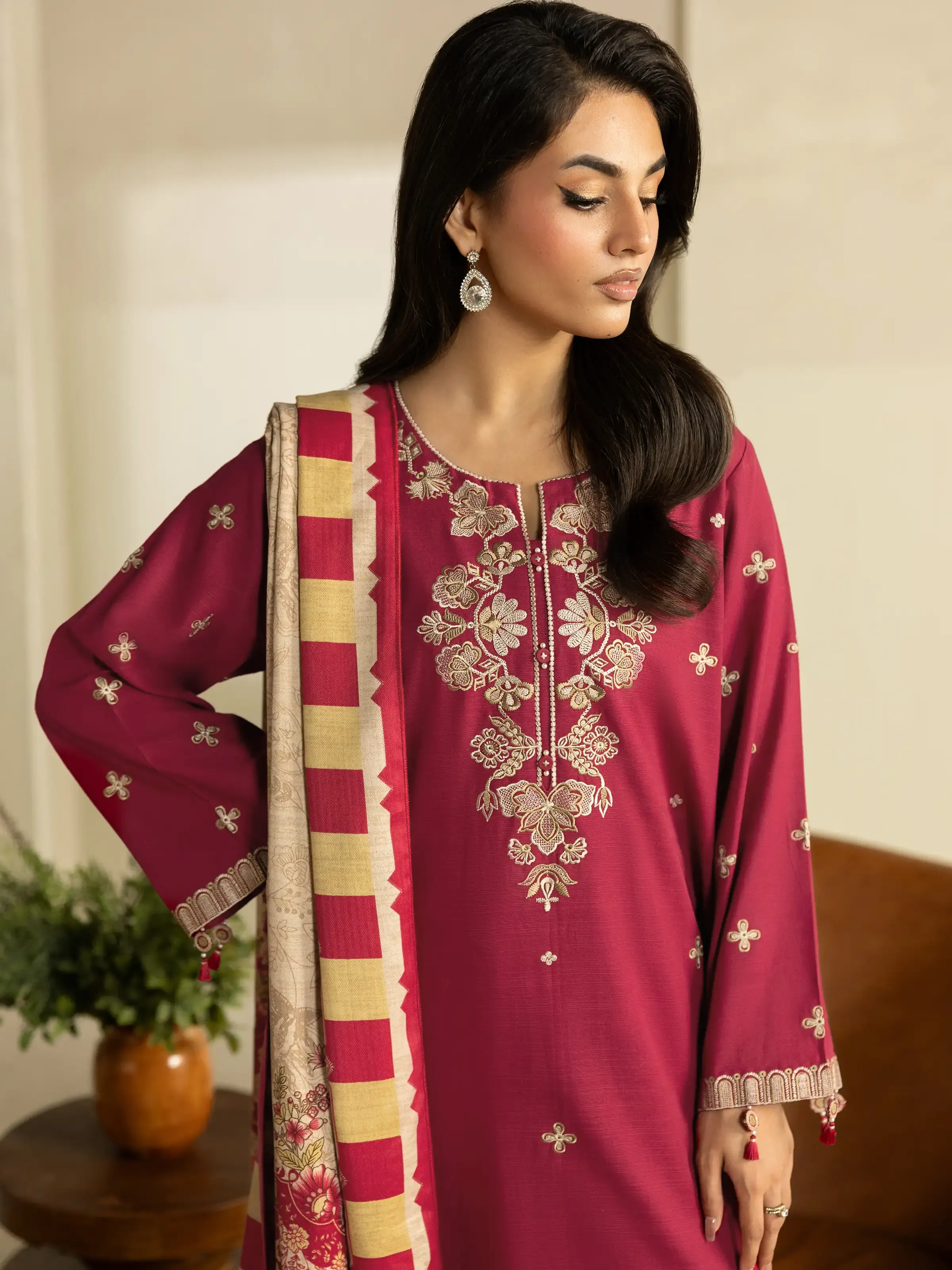 Pret Embroidered Khaddar Suit - EWTKED5-84012-3P - Image 2