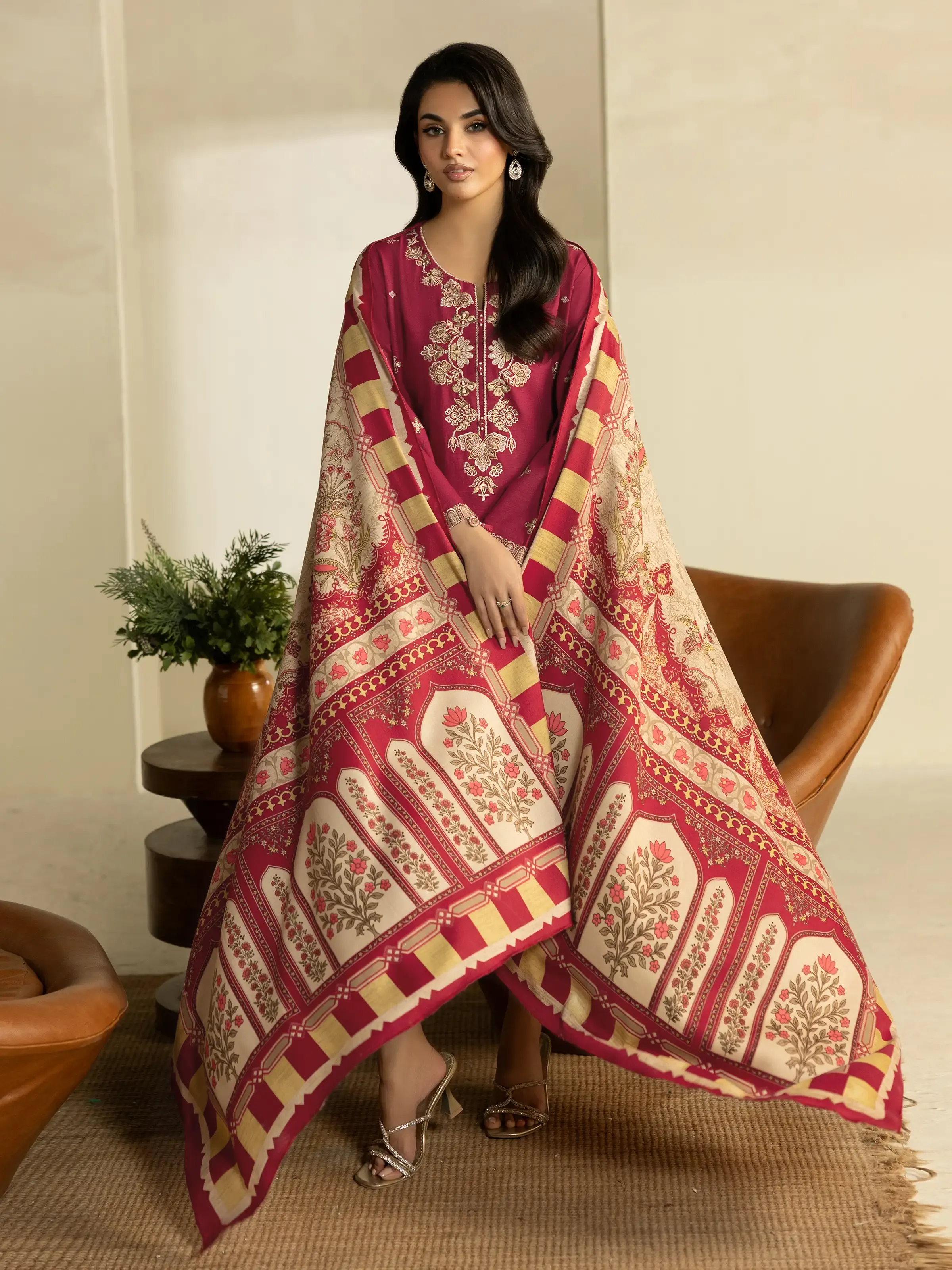 Pret Embroidered Khaddar Suit - EWTKED5-84012-3P - Image 4