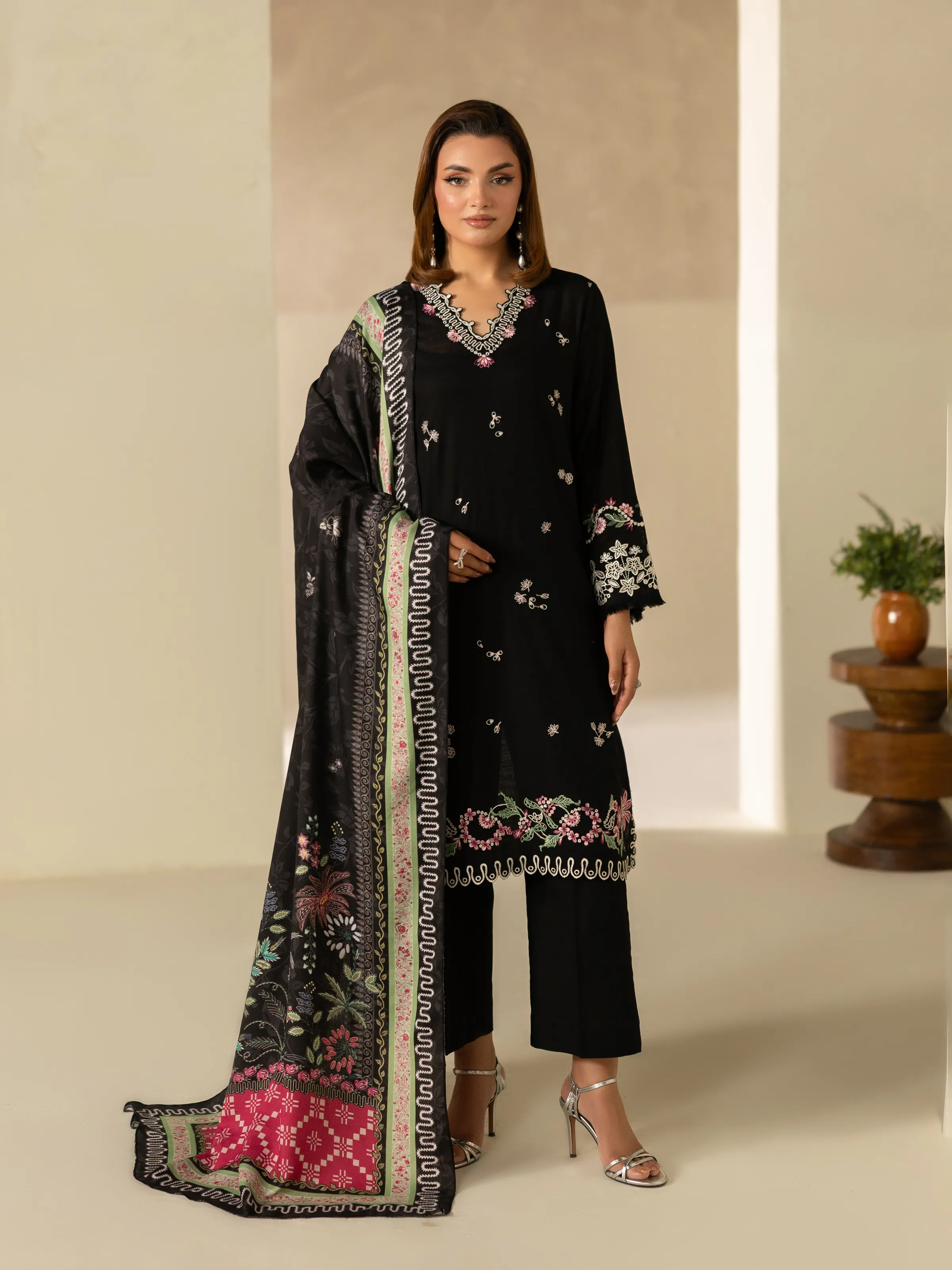 Pret Embroidered Khaddar Suit - EWTKED5-84016-3P - Image 4