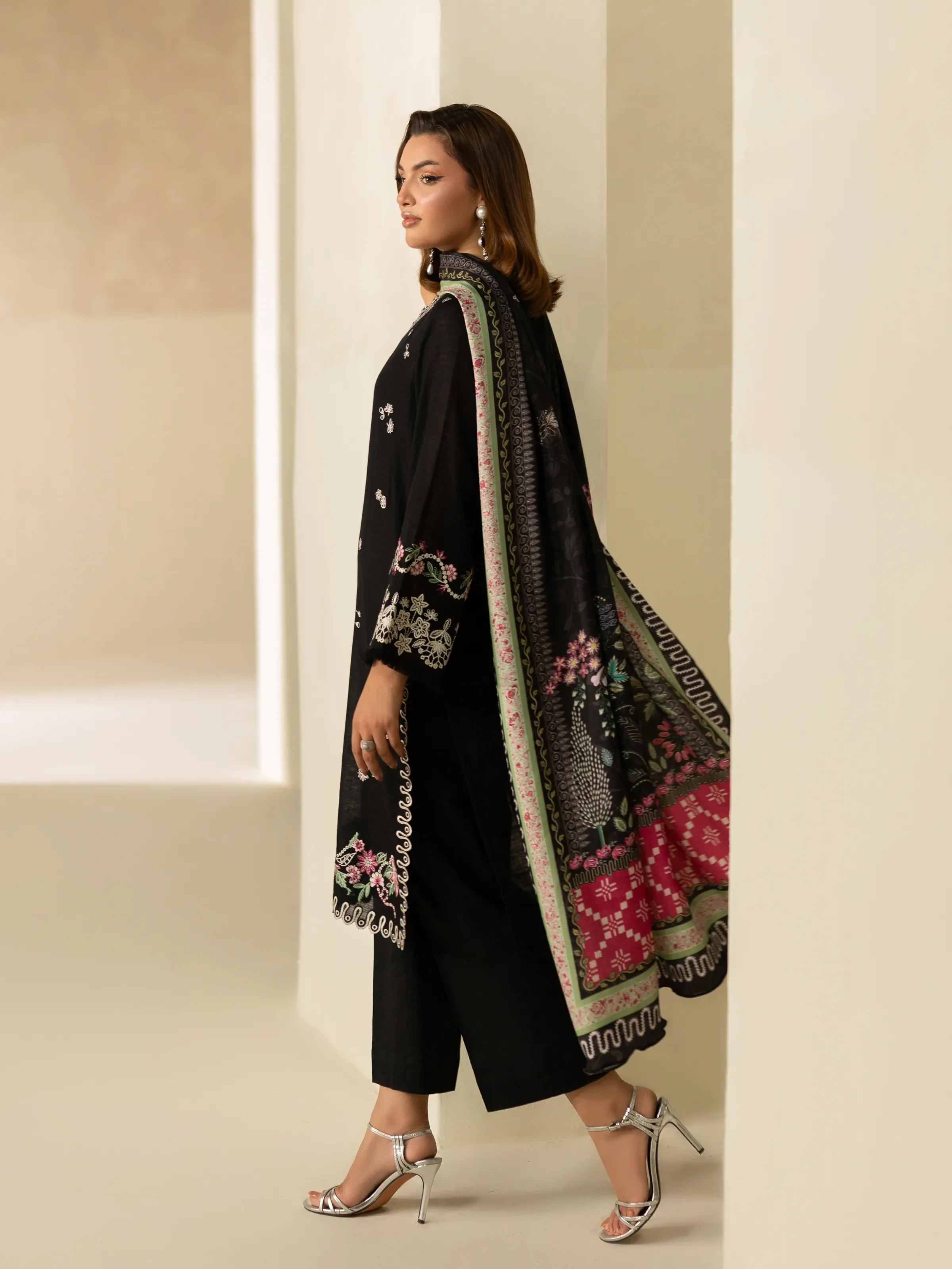 Pret Embroidered Khaddar Suit - EWTKED5-84016-3P - Image 6