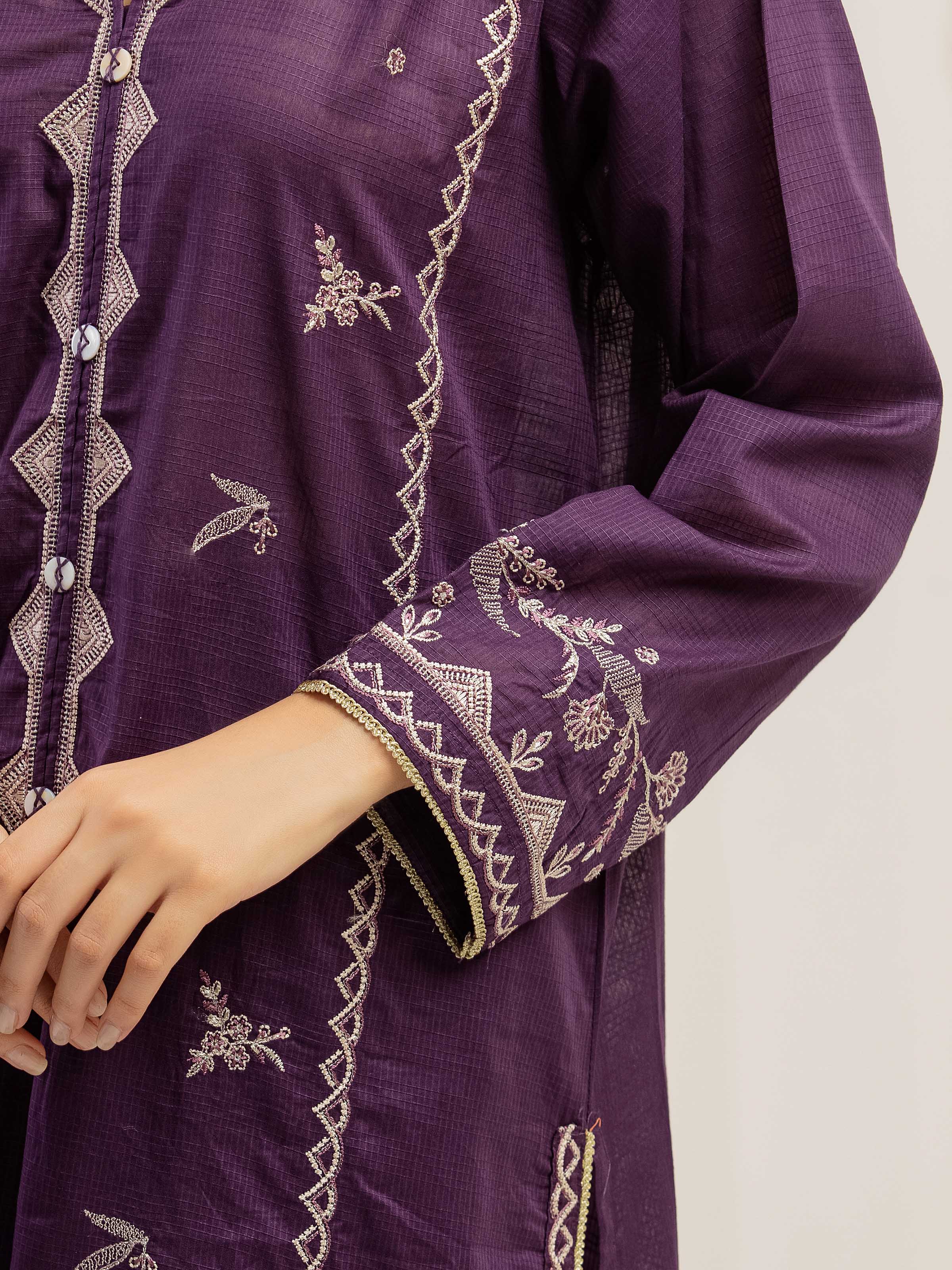 Pret Embroidered Lawn Slub Suit - EWTKE5-82109-3P - Image 4