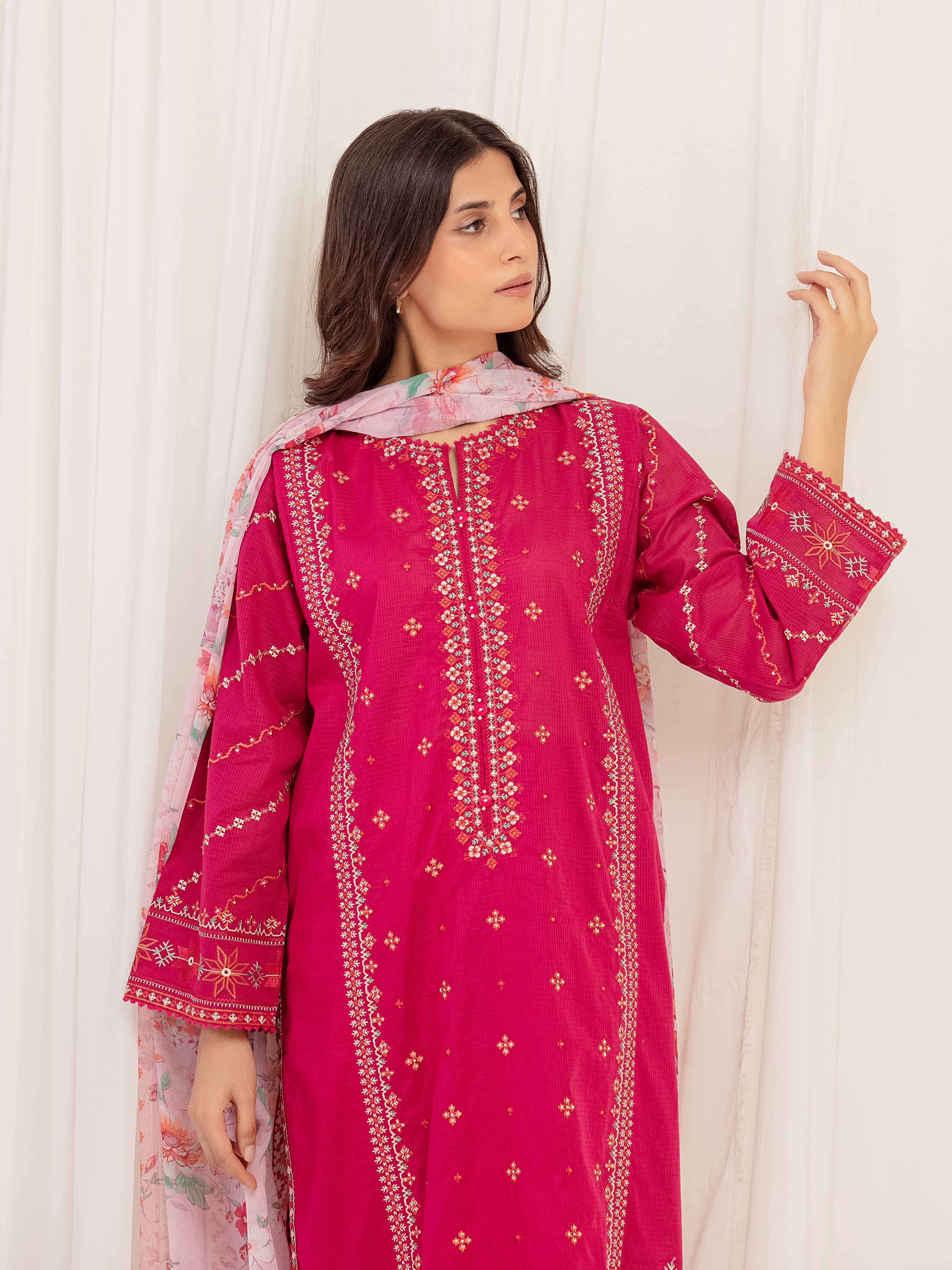 Pret Embroidered Lawn Slub Suit - EWTKE5-82130-3P - Image 2