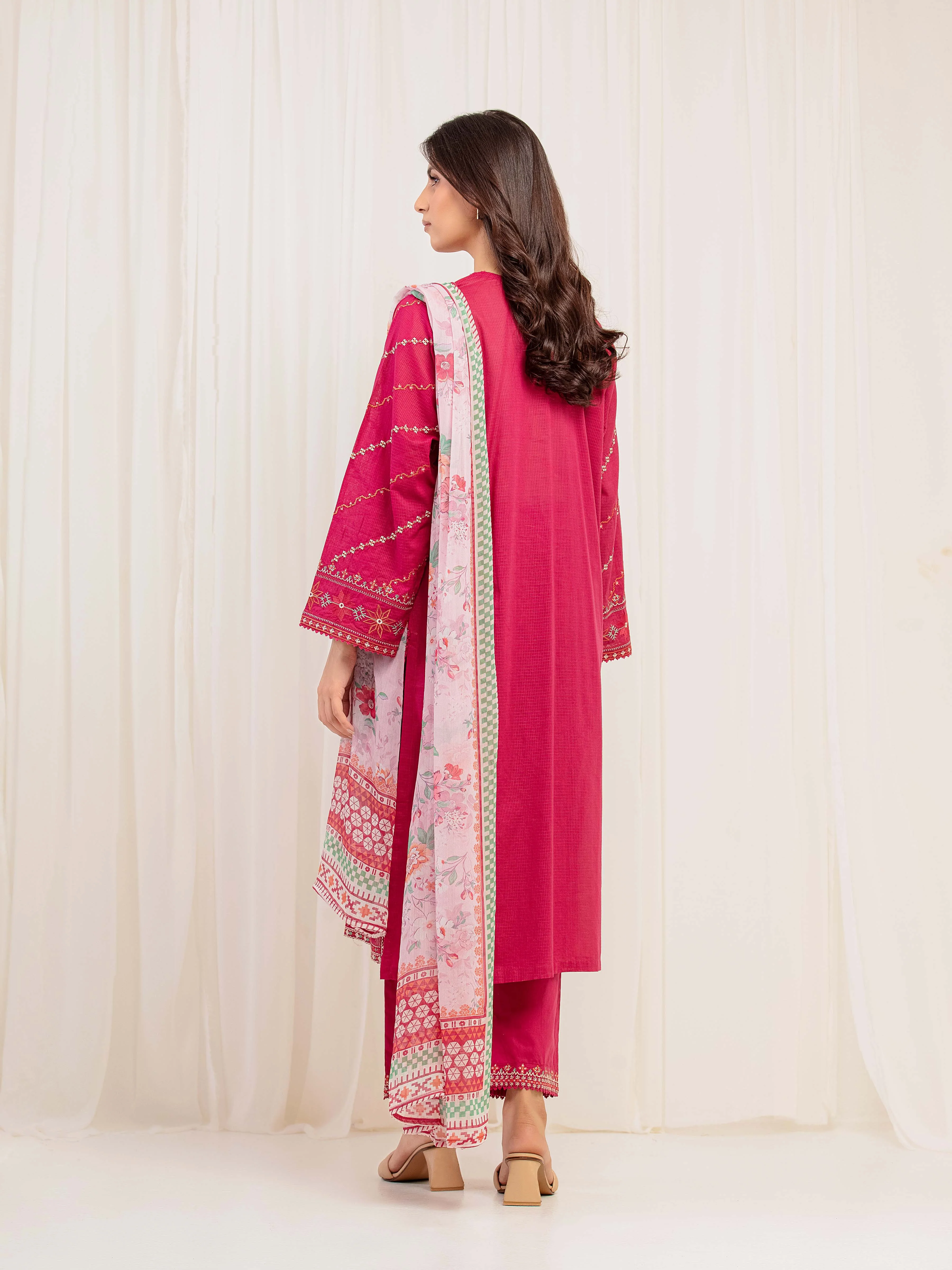 Pret Embroidered Lawn Slub Suit - EWTKE5-82130-3P - Image 6