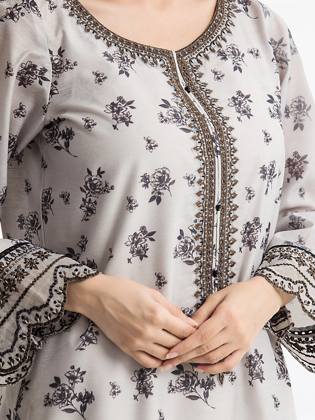 Pret Embroidered Lawn Slub Suit - EWTKE24-69641-3P - Image 3