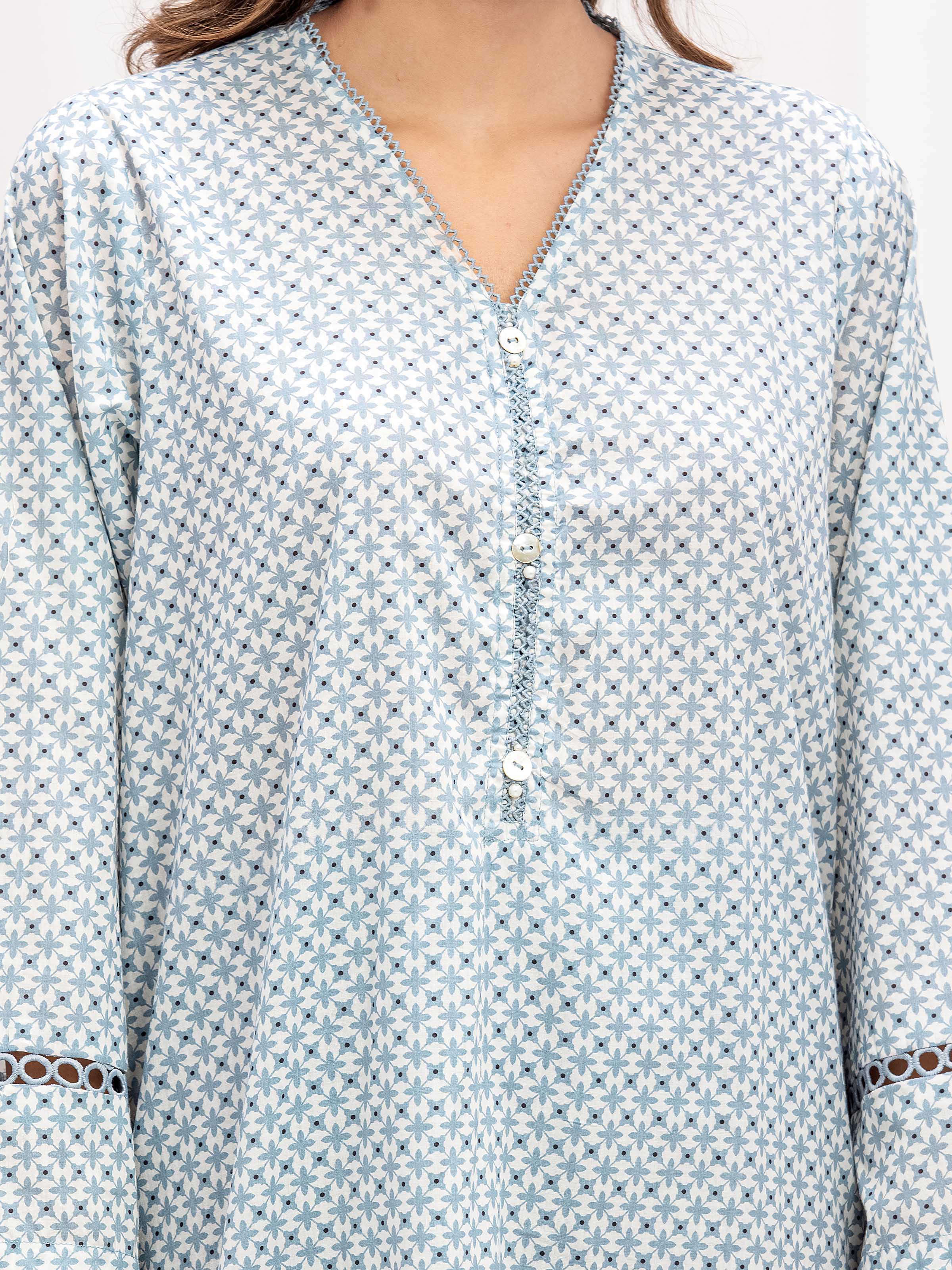 Pret Embroidered Lawn Suit - EWTKE24-81000-3P - Image 3