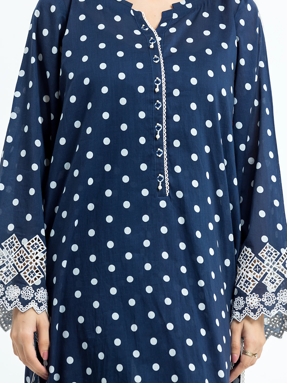 Pret Embroidered Lawn Suit - EWTKE24-81013-3P - Image 4
