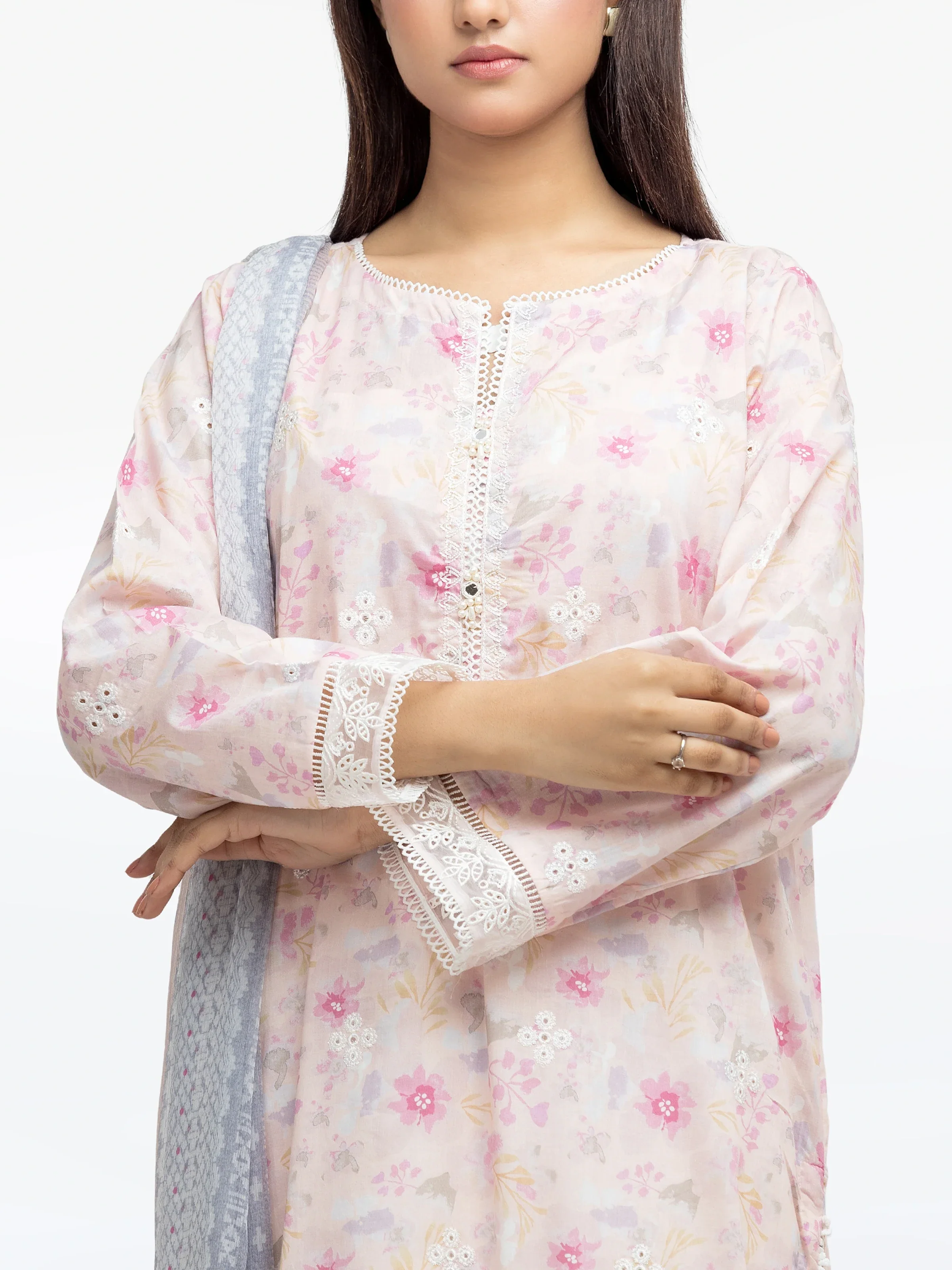 Pret Embroidered Lawn Suit - EWTKE24-81032-3P - Image 2