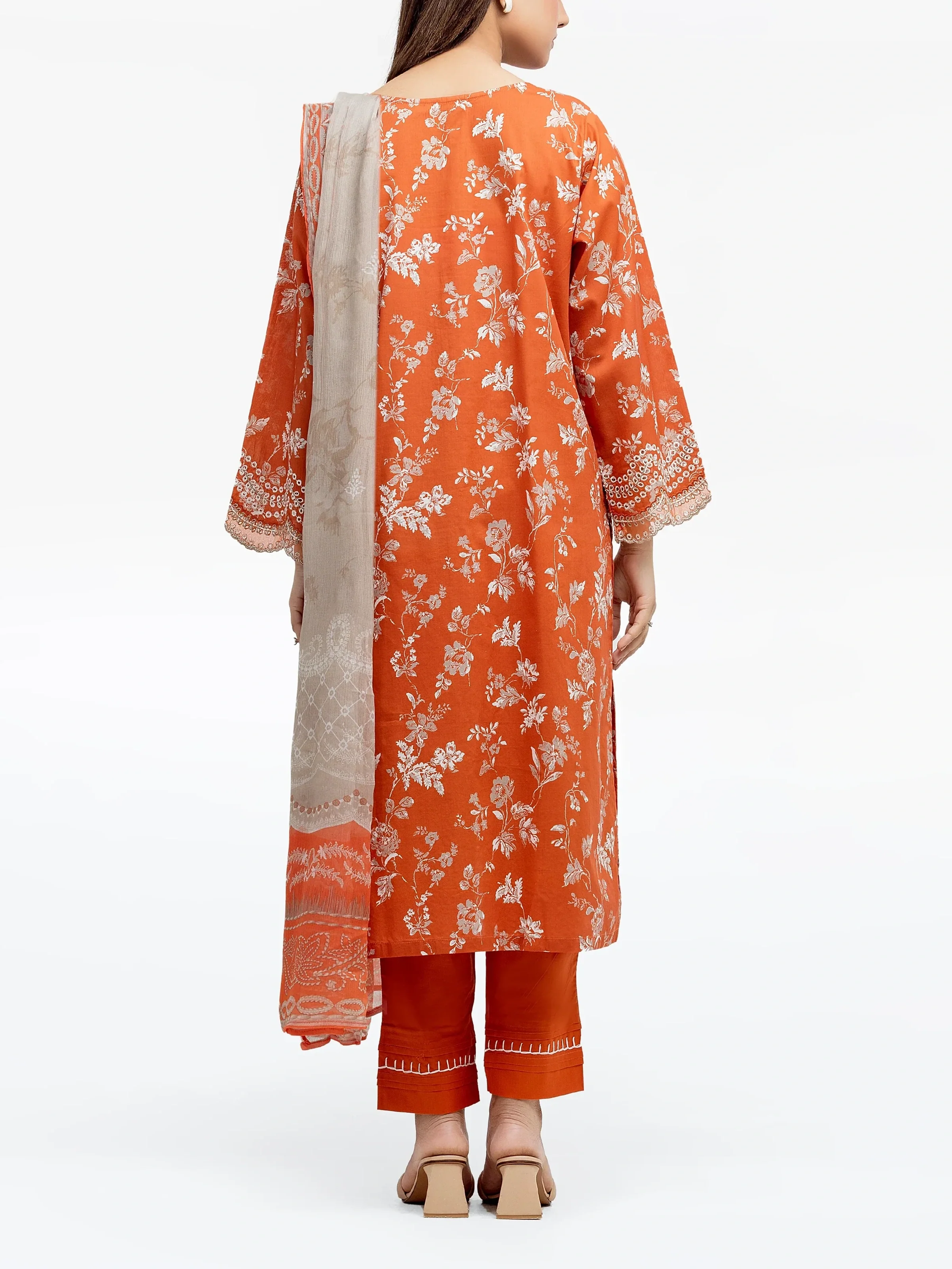 Pret Embroidered Lawn Suit - EWTKE24-81151-3P - Image 5