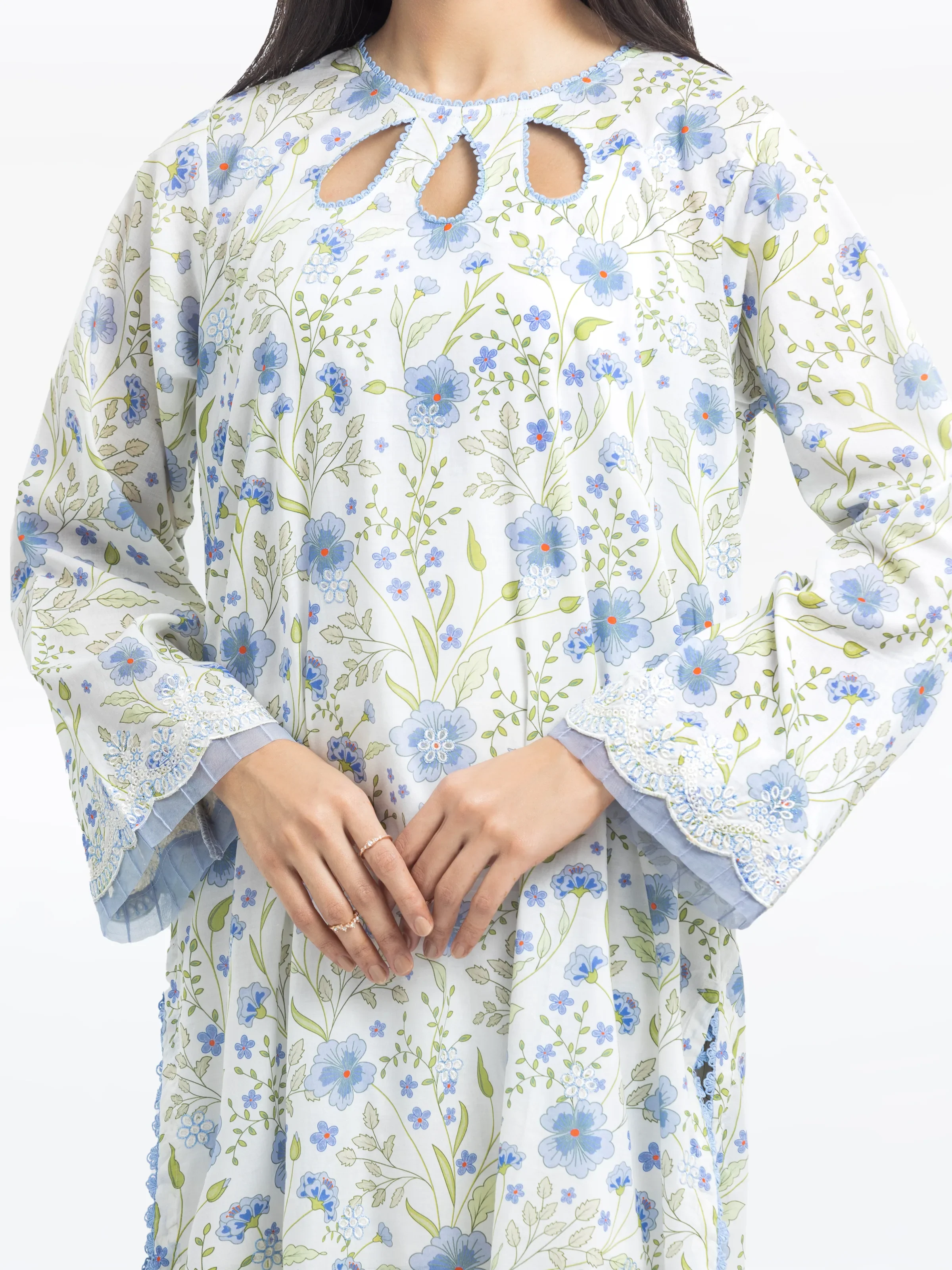 Pret Embroidered Lawn Suit - EWTKE24-81152-3P - Image 3