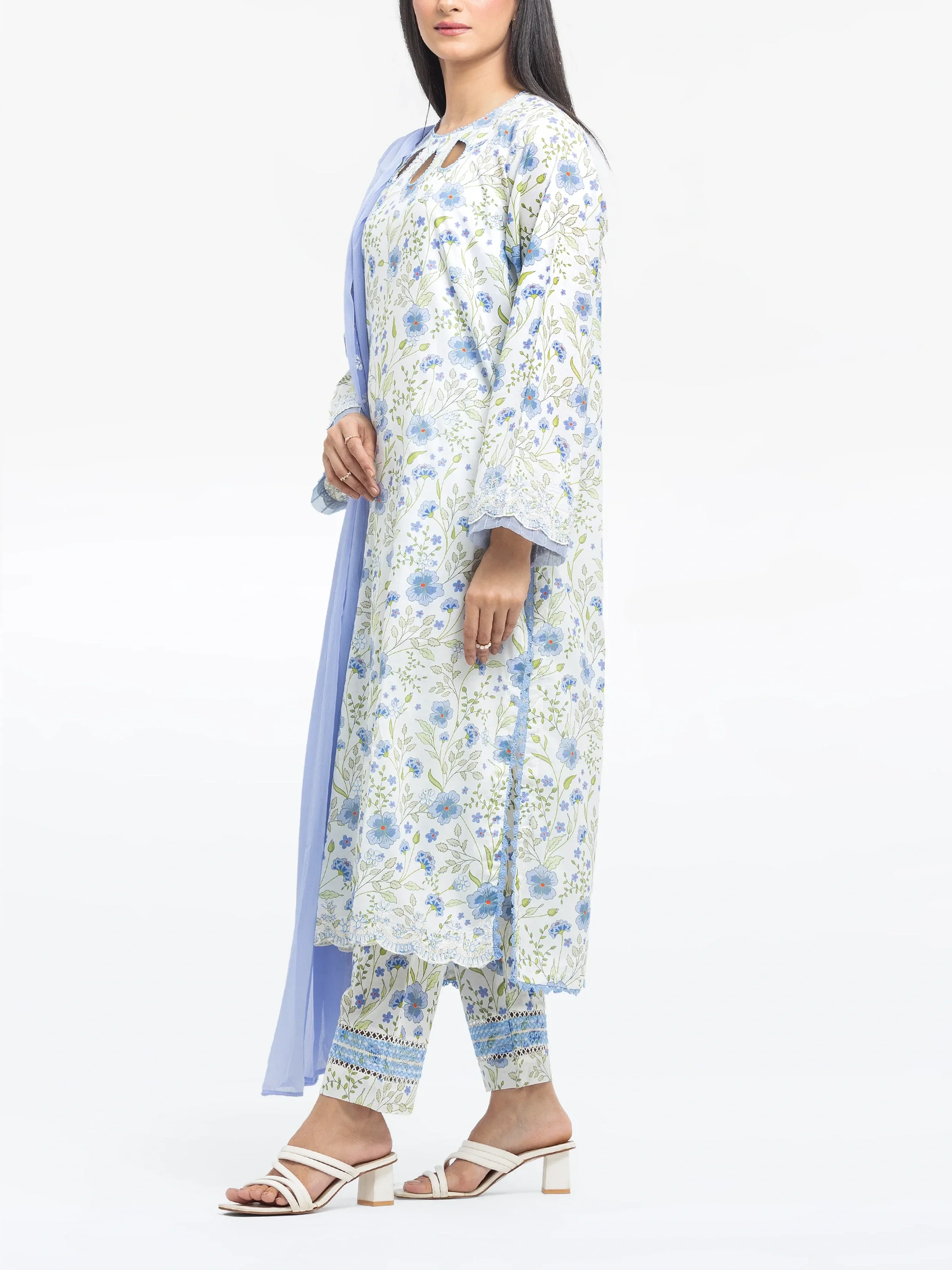Pret Embroidered Lawn Suit - EWTKE24-81152-3P - Image 4