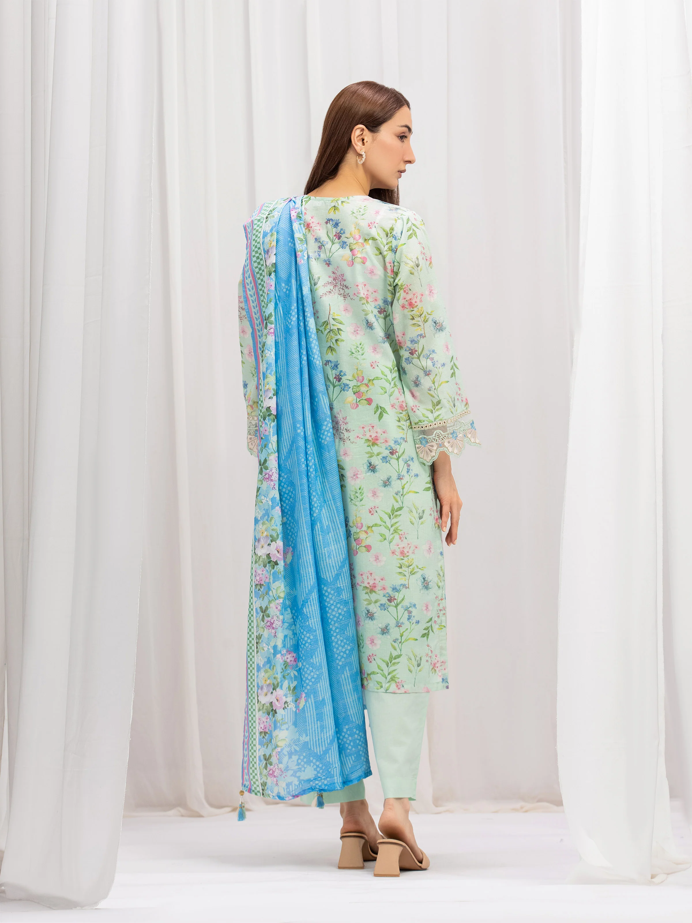 Pret Embroidered Lawn Suit - EWTKE5-82345-3P - Image 6