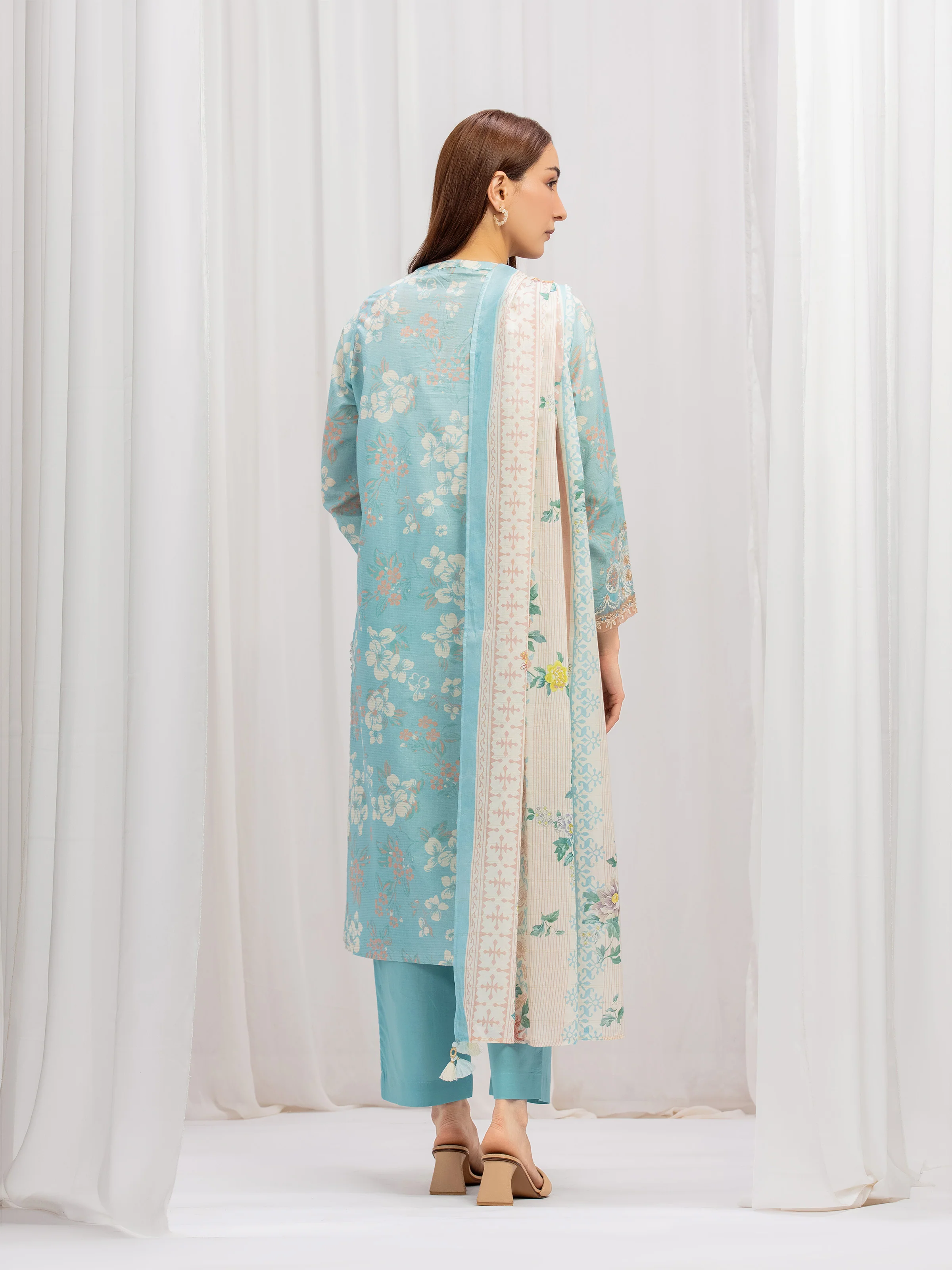 Pret Embroidered Lawn Suit - EWTKE5-82346-3P - Image 5