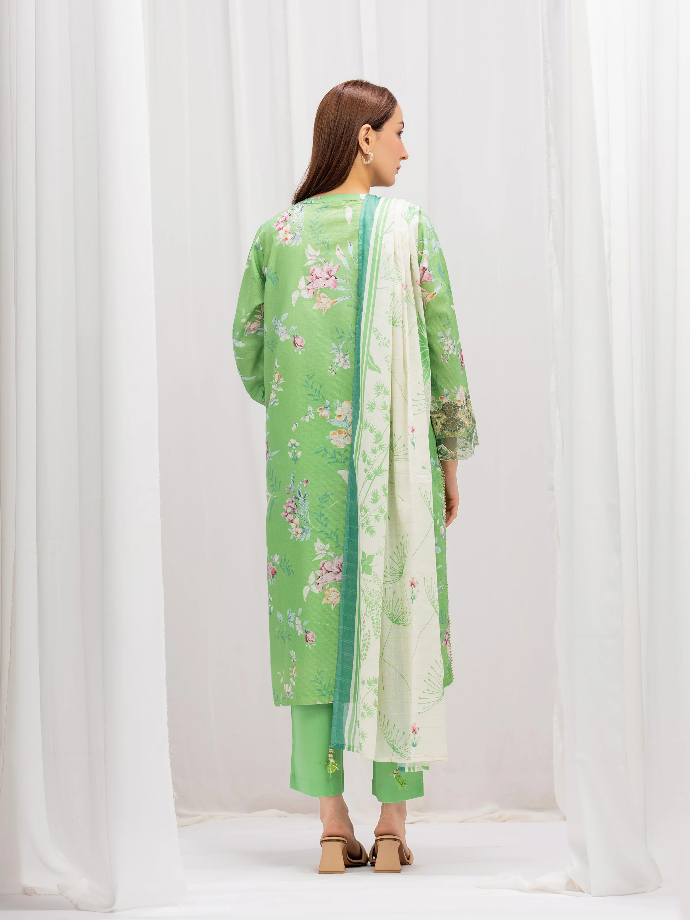 Pret Embroidered Lawn Suit - EWTKE5-82347-3P - Image 5