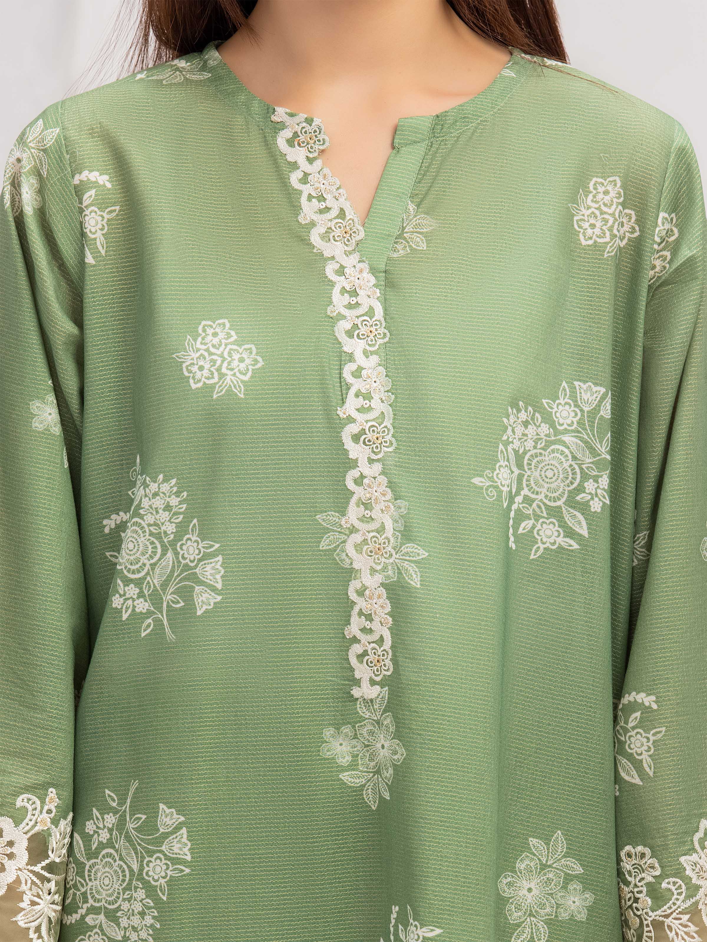 Pret Embroidered Lawn Suit - EWTKE5-82350-3P - Image 3