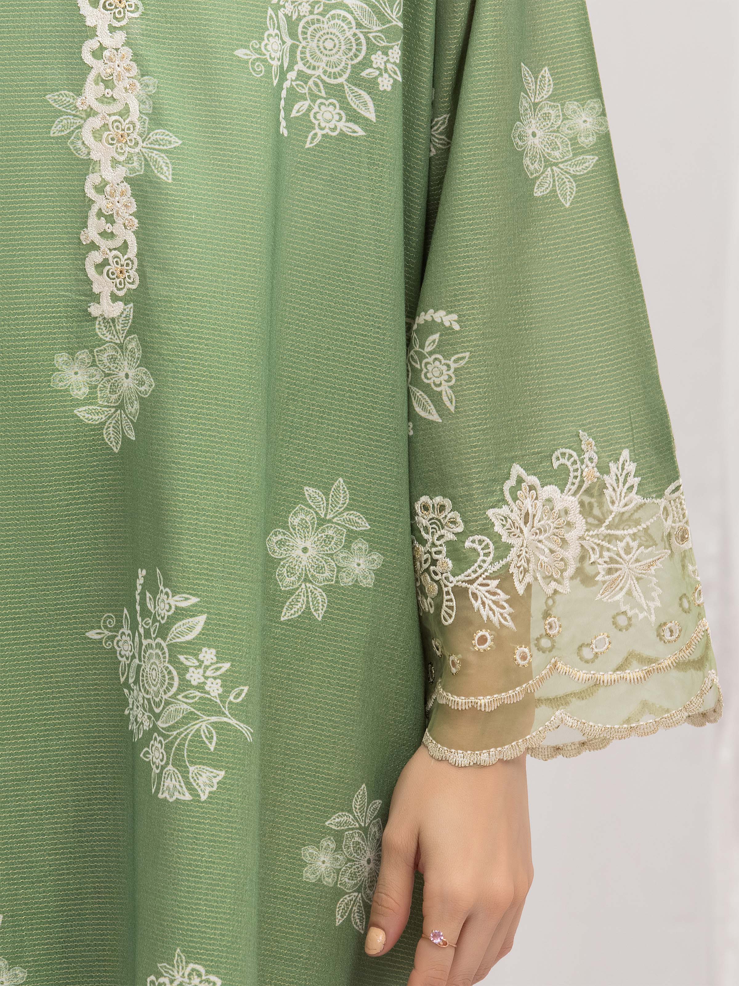 Pret Embroidered Lawn Suit - EWTKE5-82350-3P - Image 4