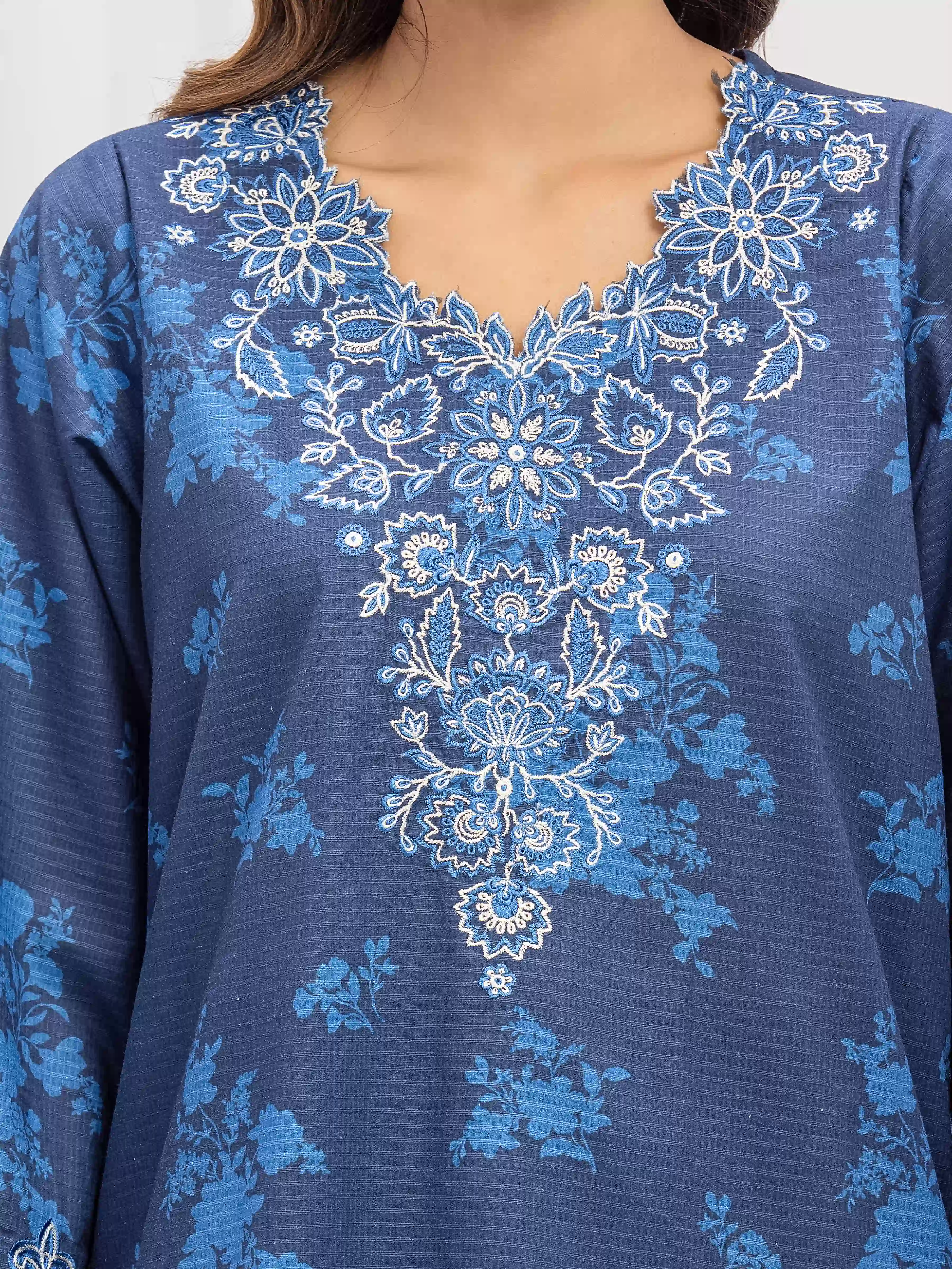 Pret Embroidered Lawn Slub Suit - EWTKE5-83006-3P - Image 4