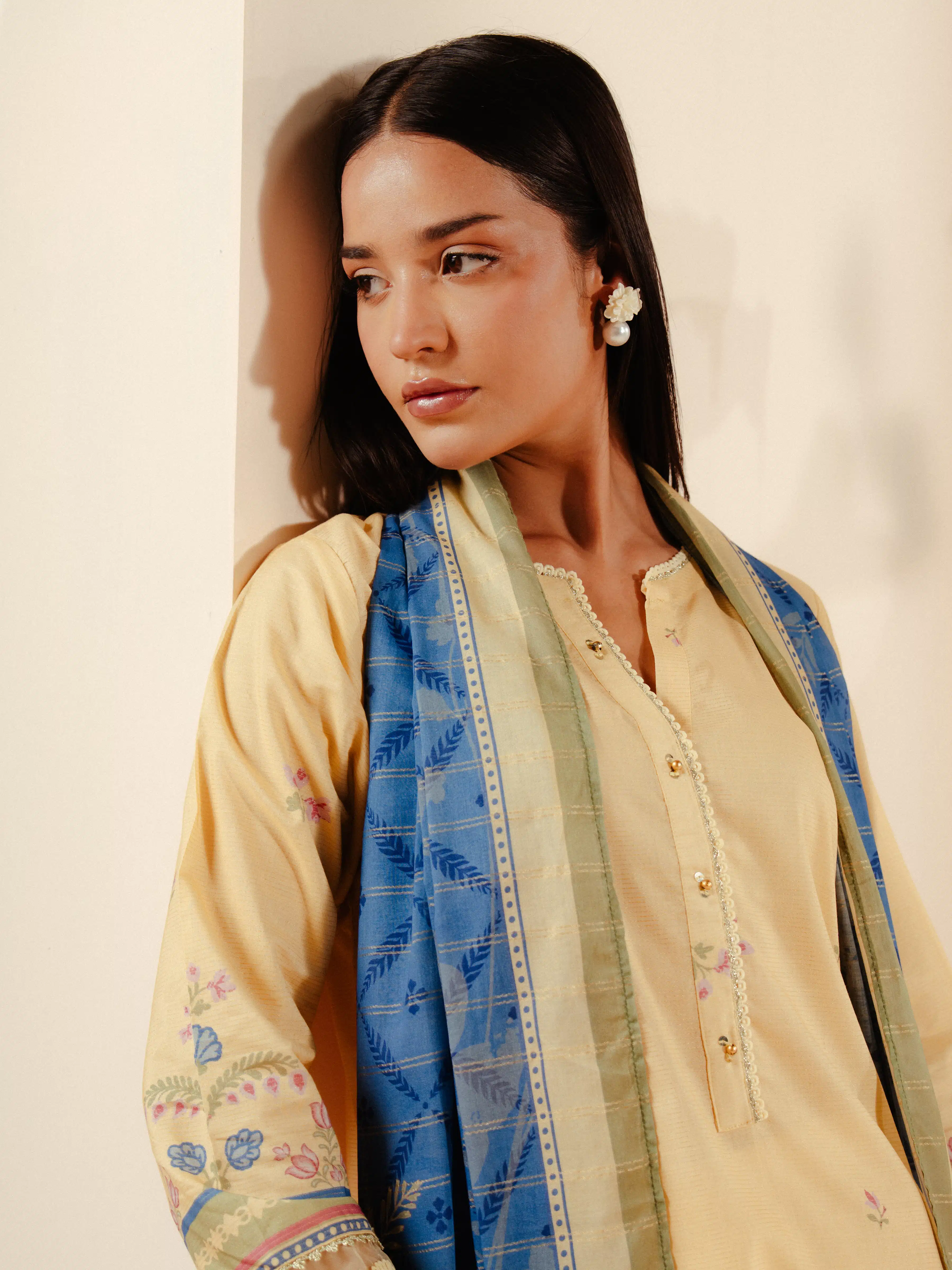 Pret Embroidered Mesuri Suit - EWTKE5-81717-3P - Image 2