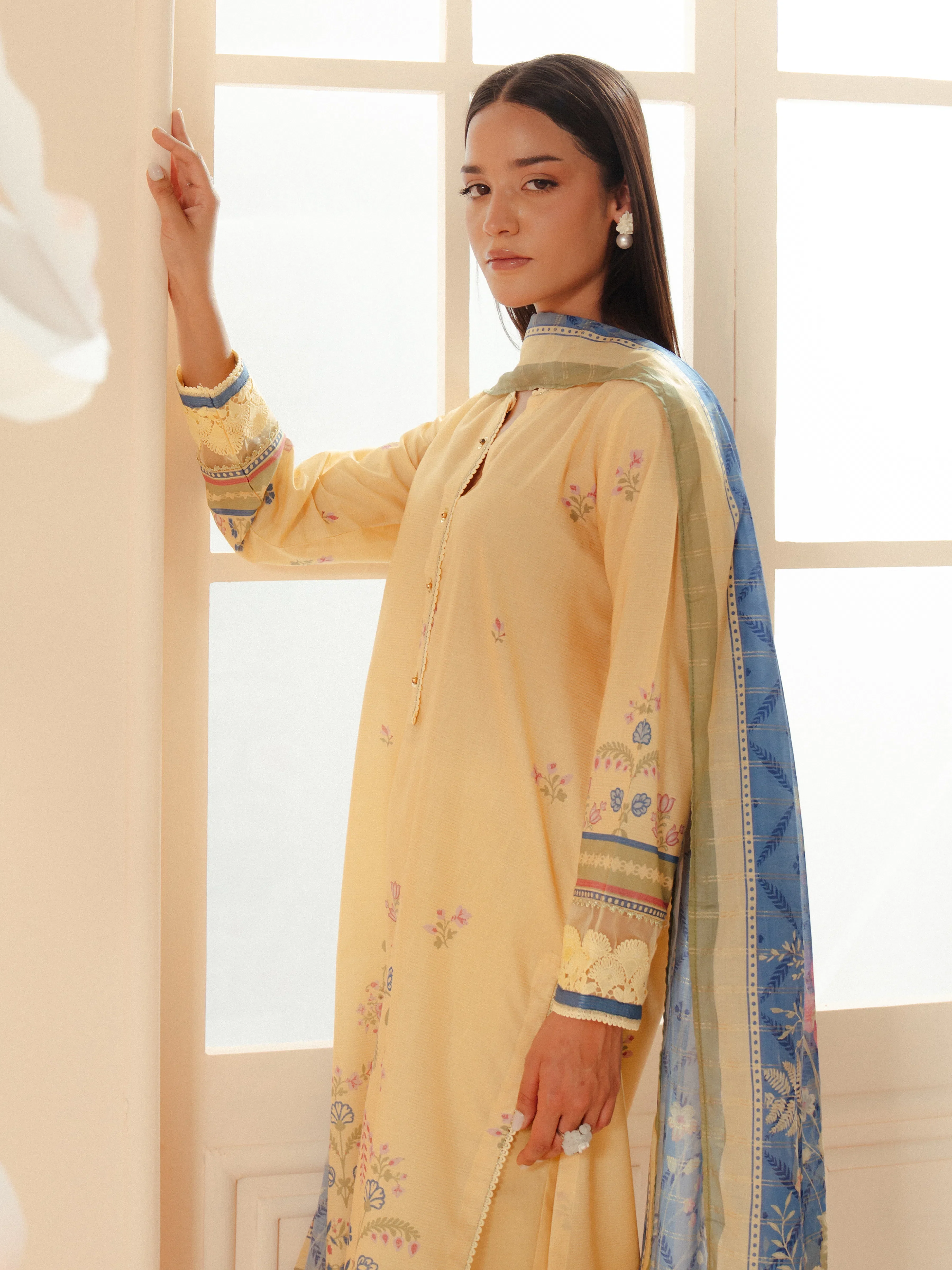 Pret Embroidered Mesuri Suit - EWTKE5-81717-3P - Image 3