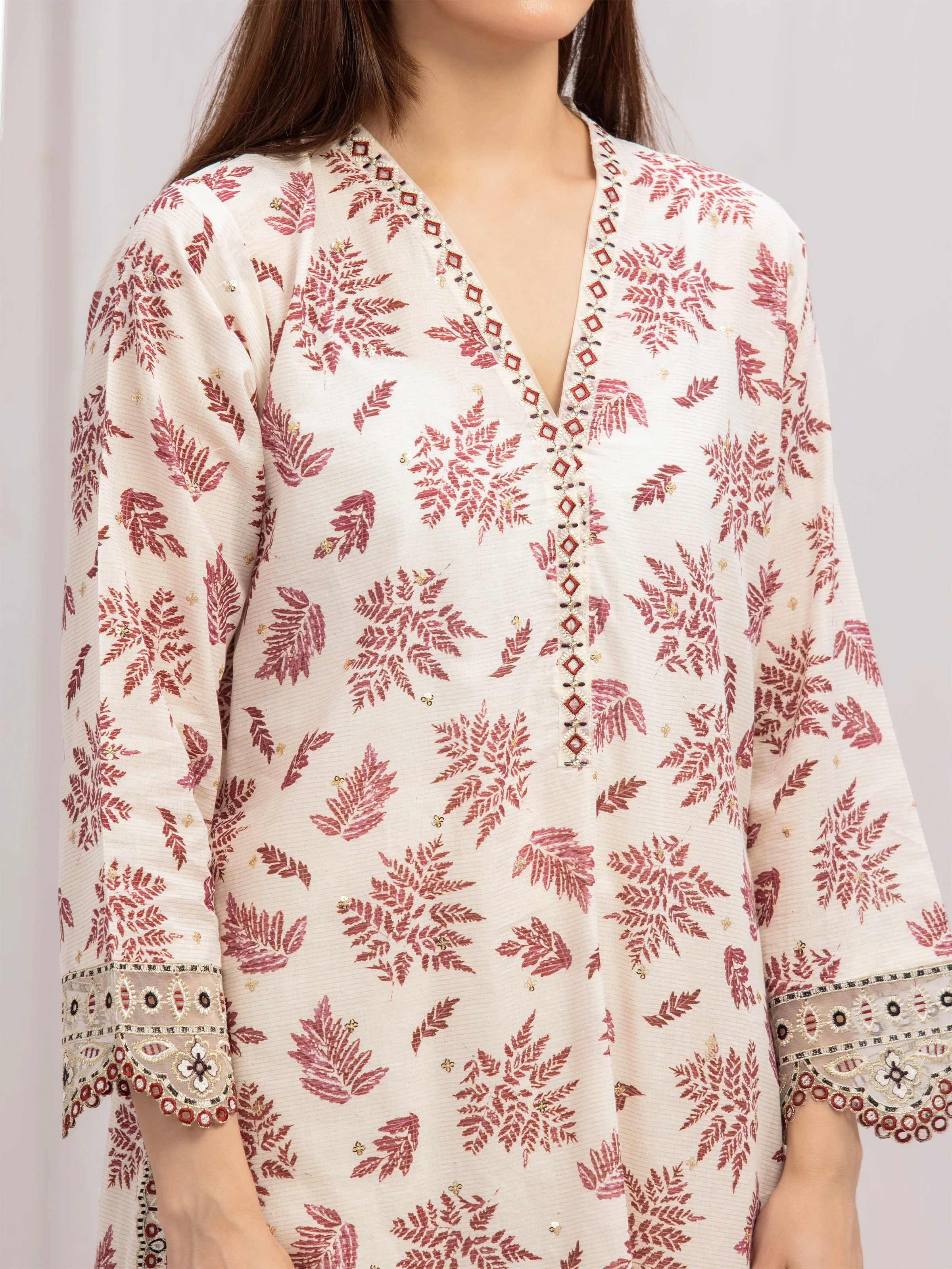 Pret Embroidered Mesuri Suit - EWTKE5-82335-3P - Image 4