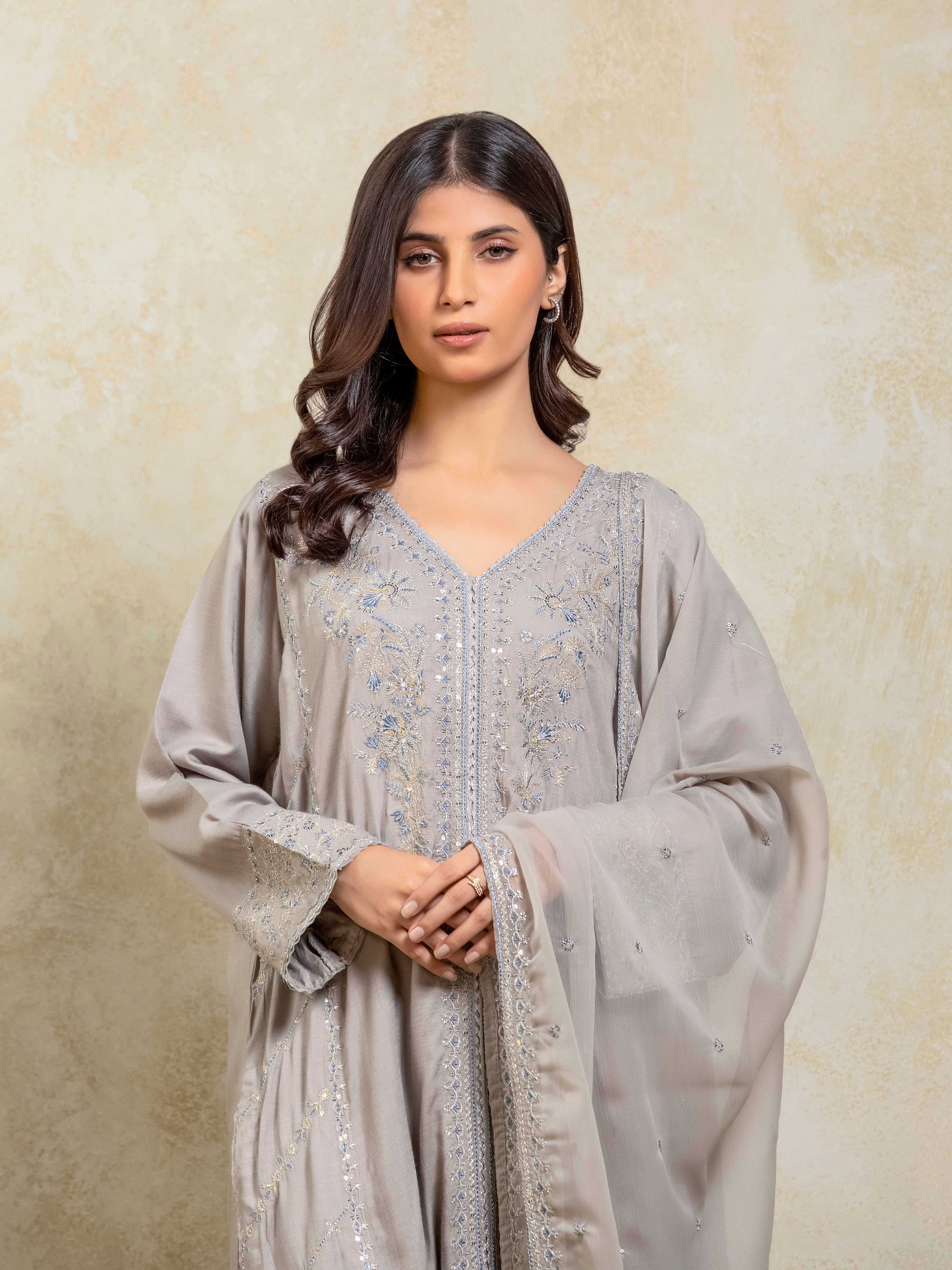 Pret Embroidered Raw Silk Suit - EWTPLE24-00037-3P - Image 2