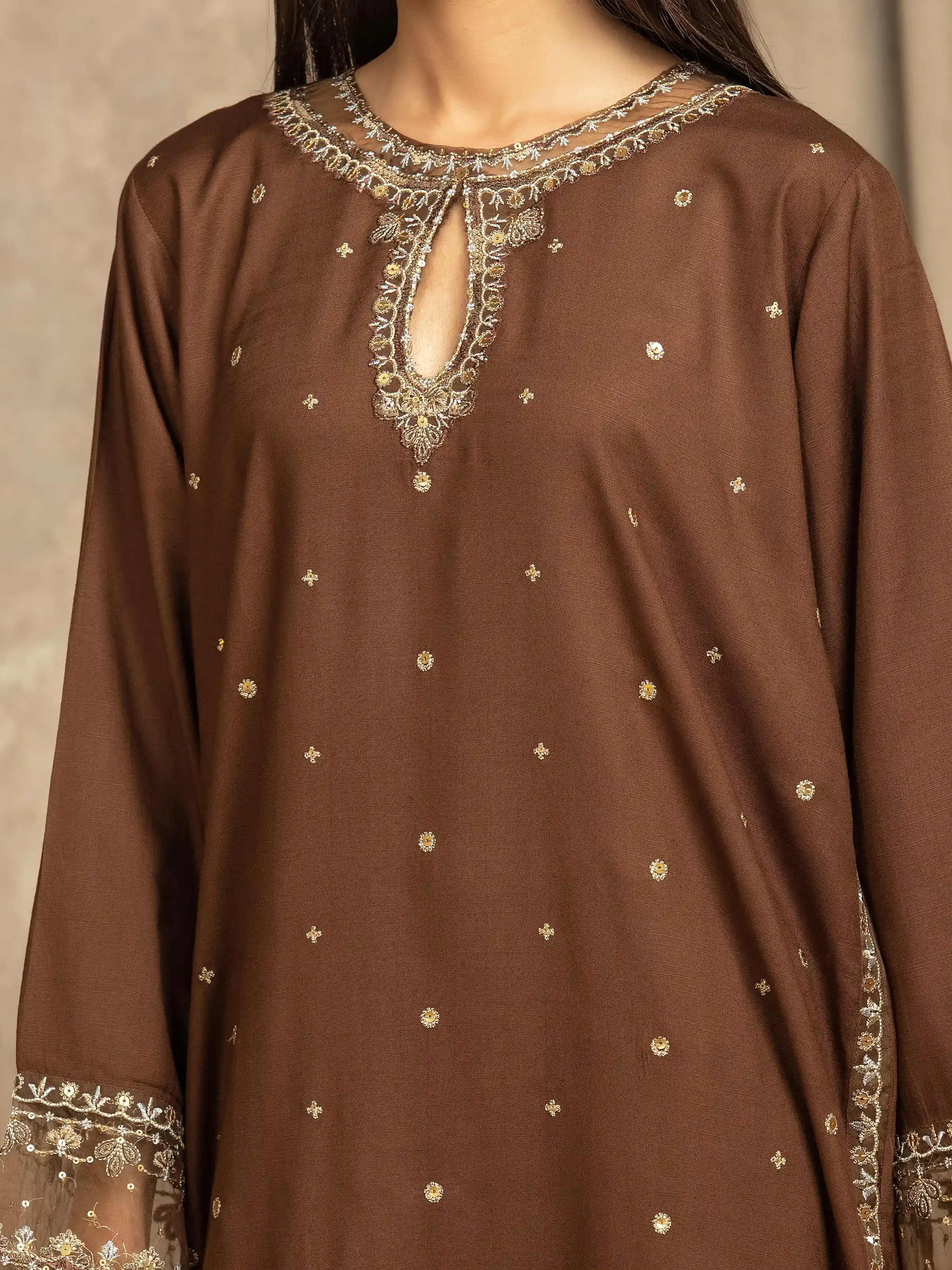 Pret Embroidered Raw Silk Suit - EWTPLE5-00044-3P - Image 3