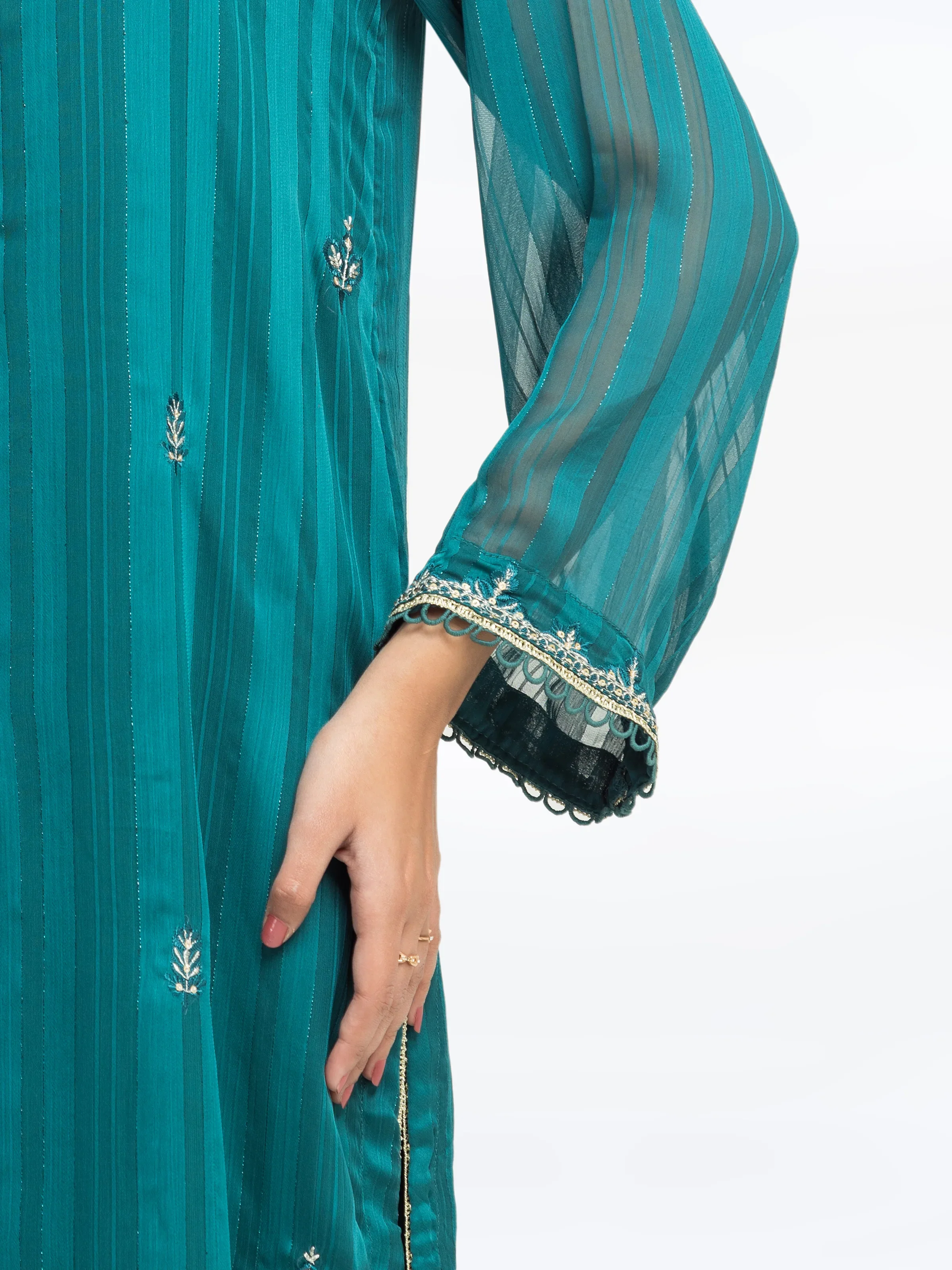 Pret Embroidered Georgette Suit - EWTPLE5-00048-3P - Image 4