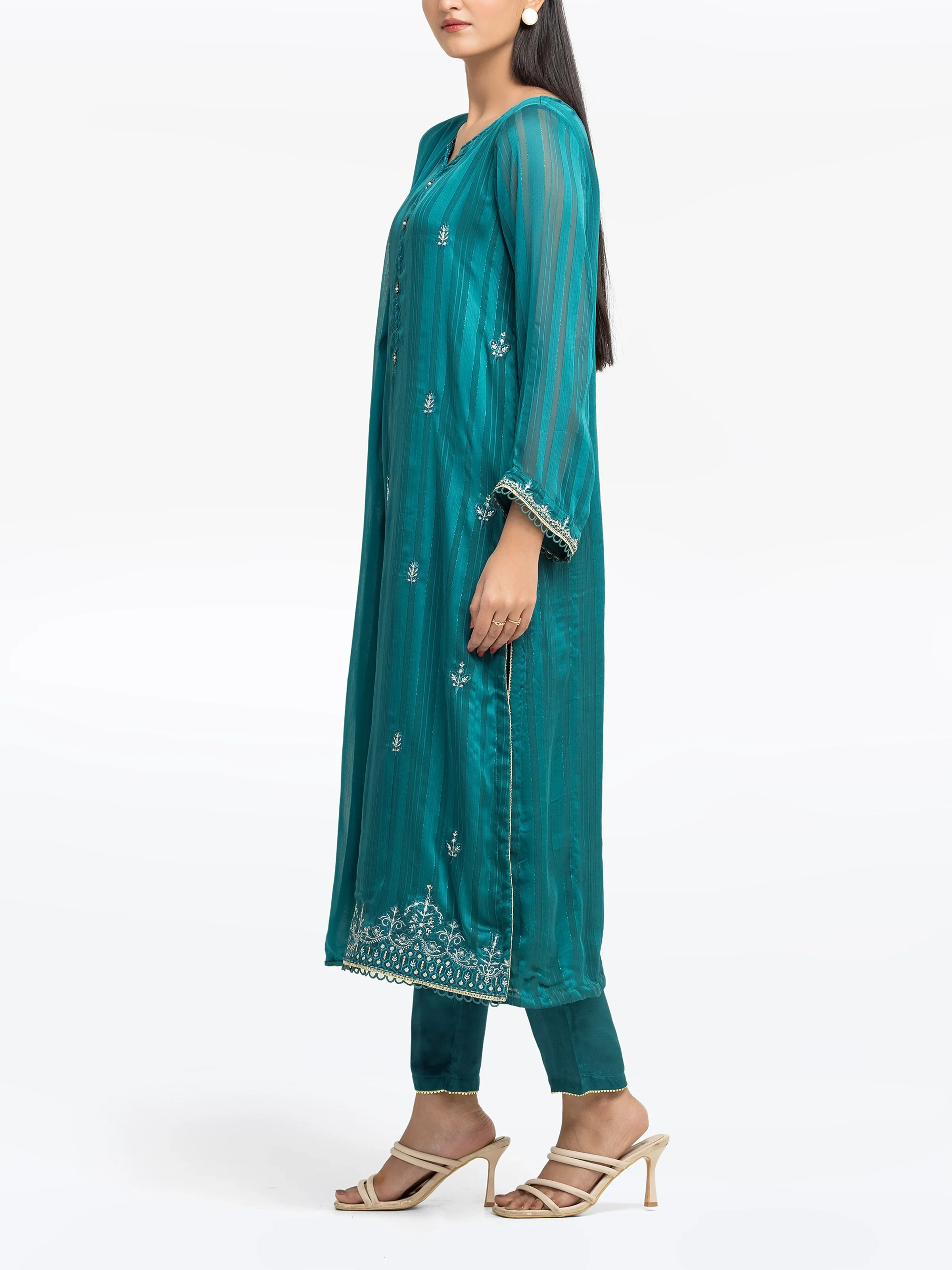 Pret Embroidered Georgette Suit - EWTPLE5-00048-3P - Image 5