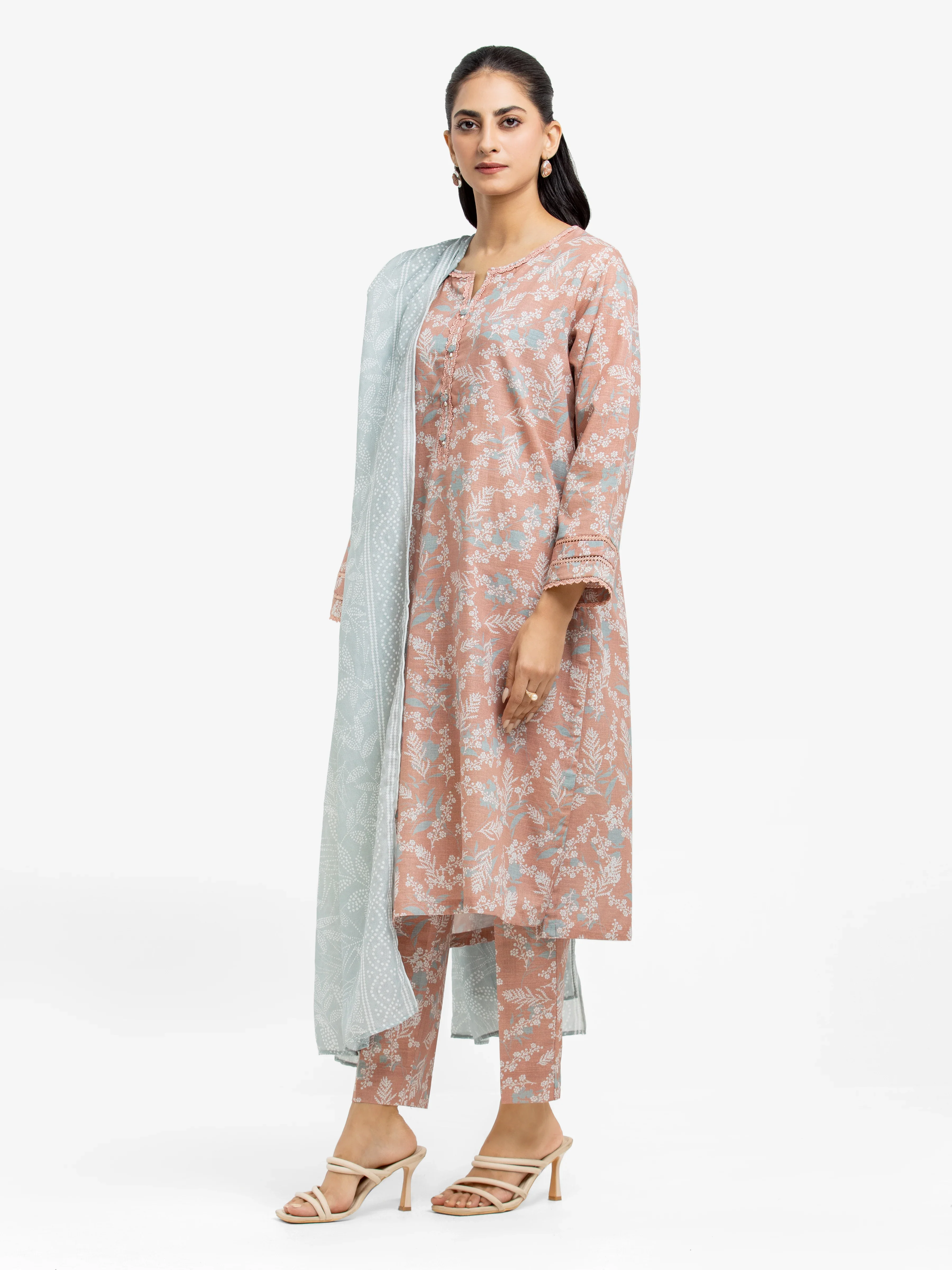 Pret Printed Khaddar Suit - EWTKP24-81356-3P - Image 4