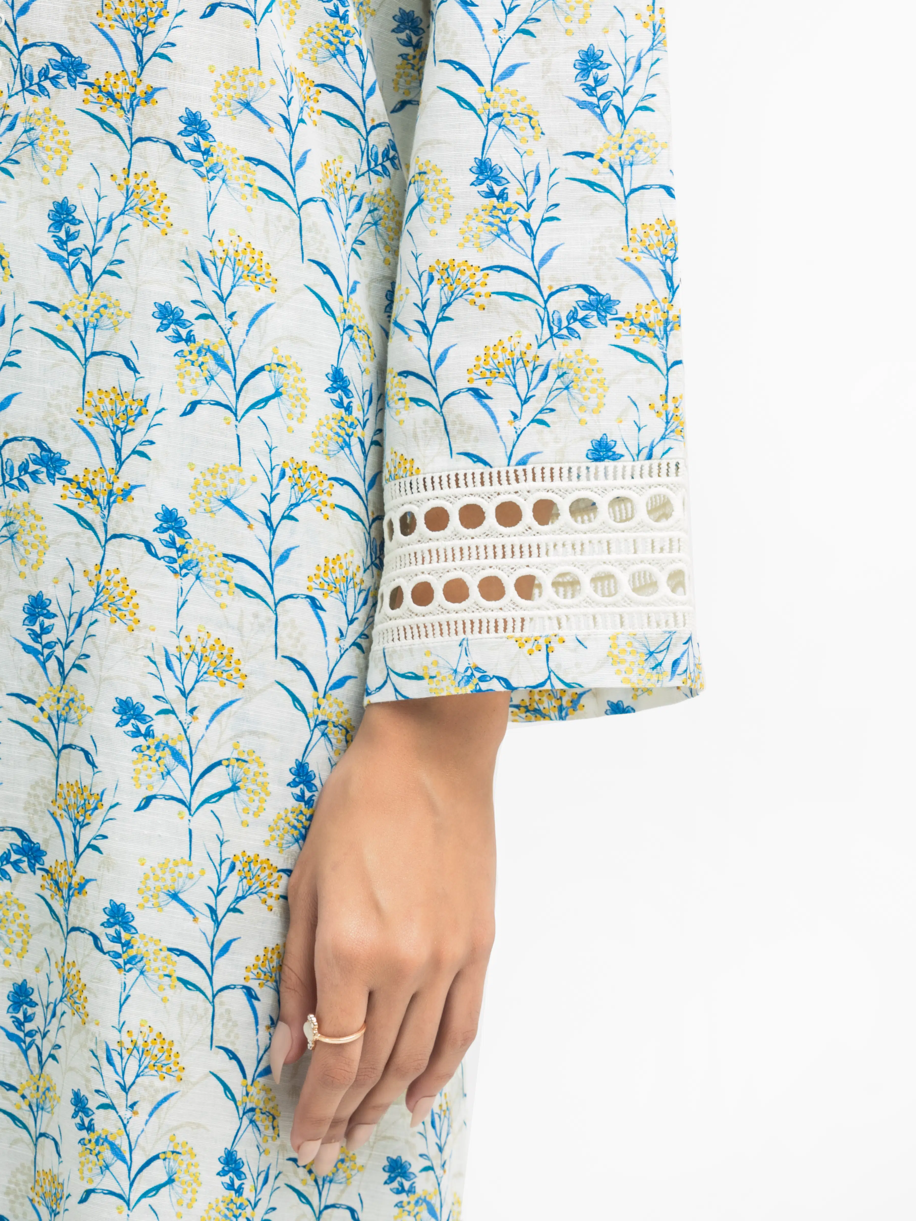 Pret Printed Khaddar Suit - EWTKP24-81529-3P - Image 4