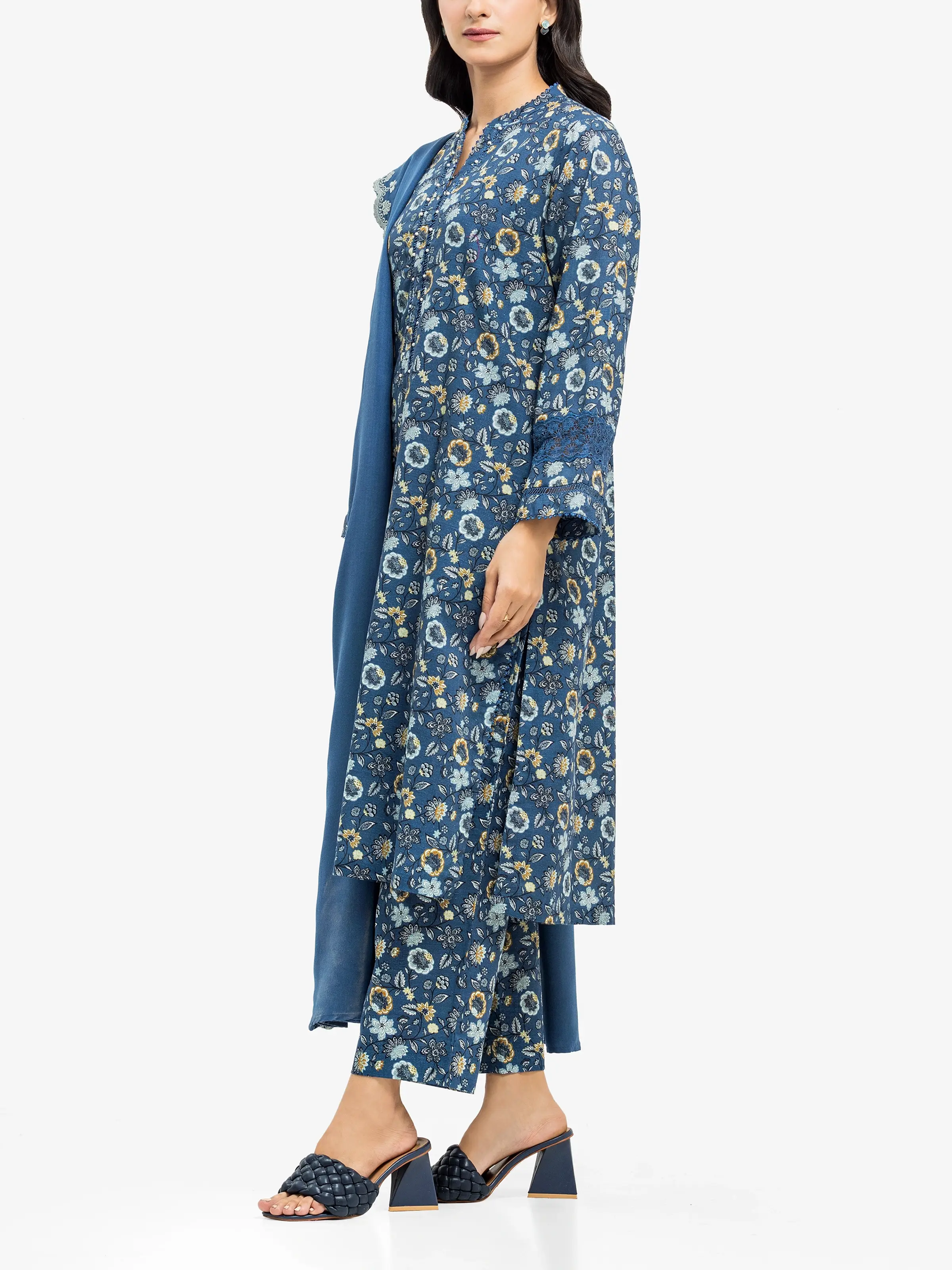 Pret Printed Khaddar Suit - EWTKP24-81533-3P - Image 4