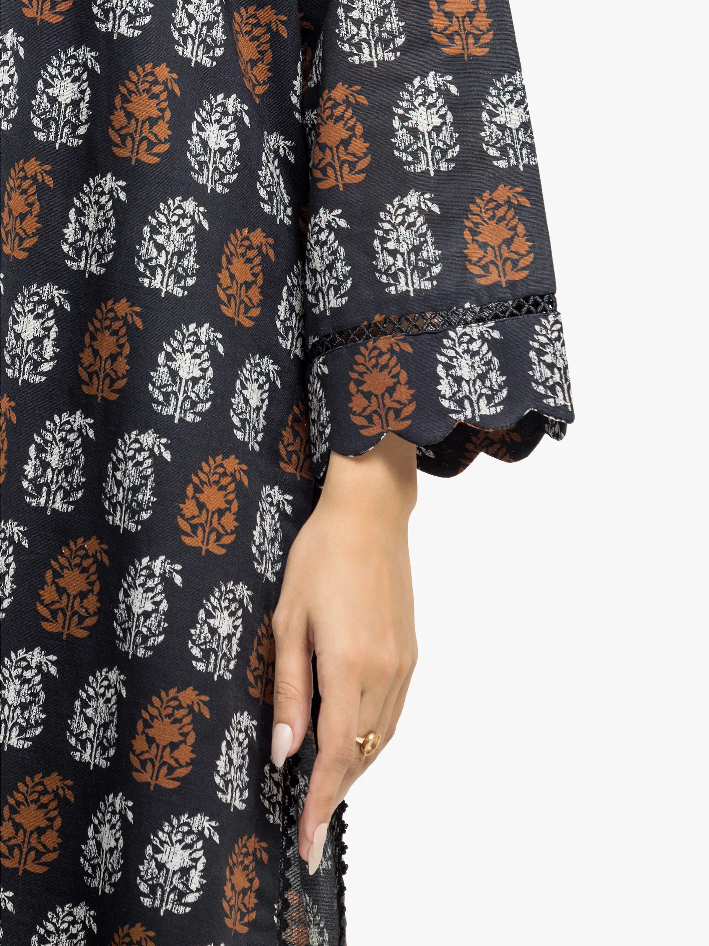 Pret Printed Khaddar Suit - EWTKP24-81534-3P - Image 3