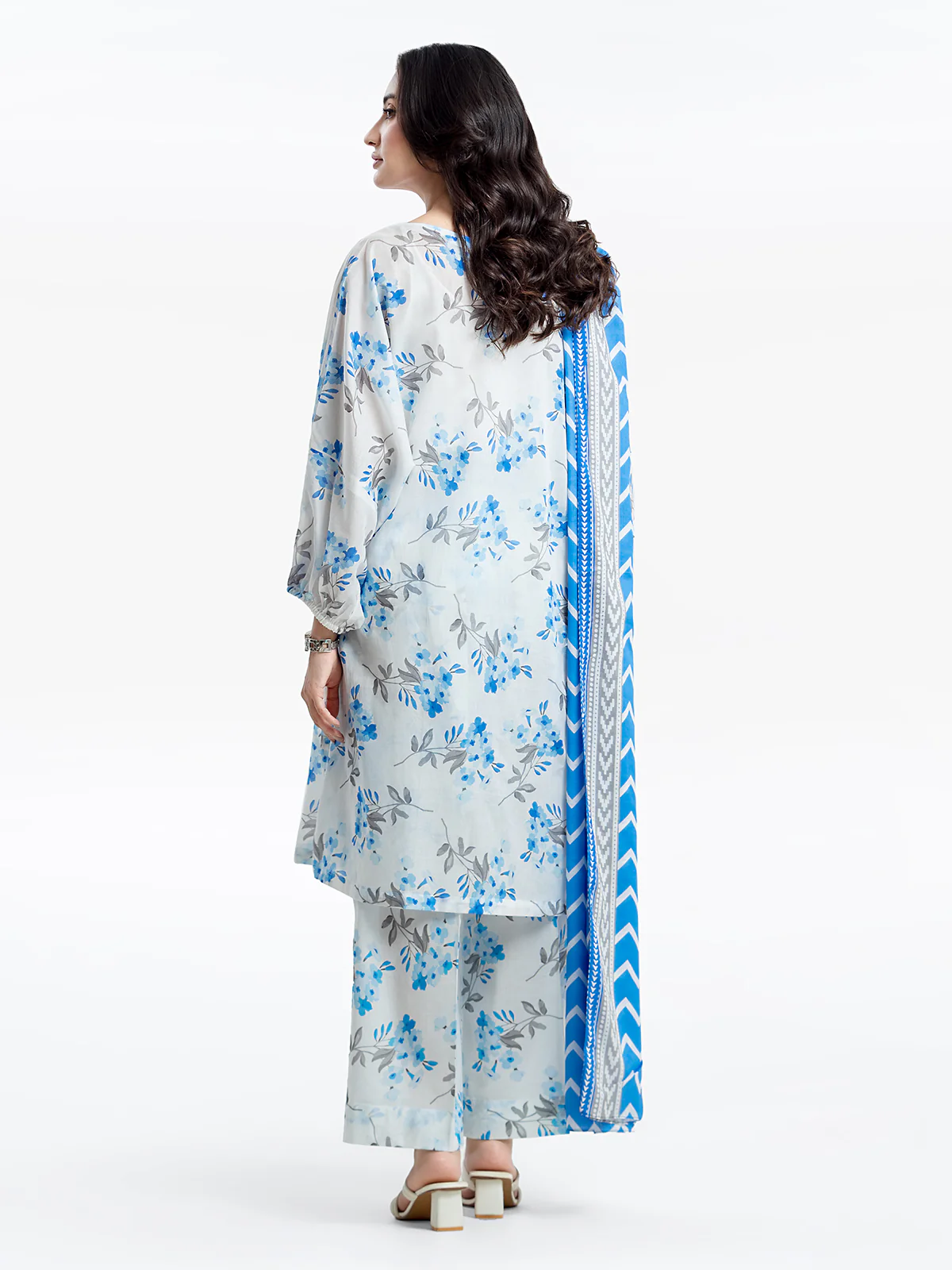 Pret Printed Lawn Suit - EWTKP24-81301-3P - Image 5