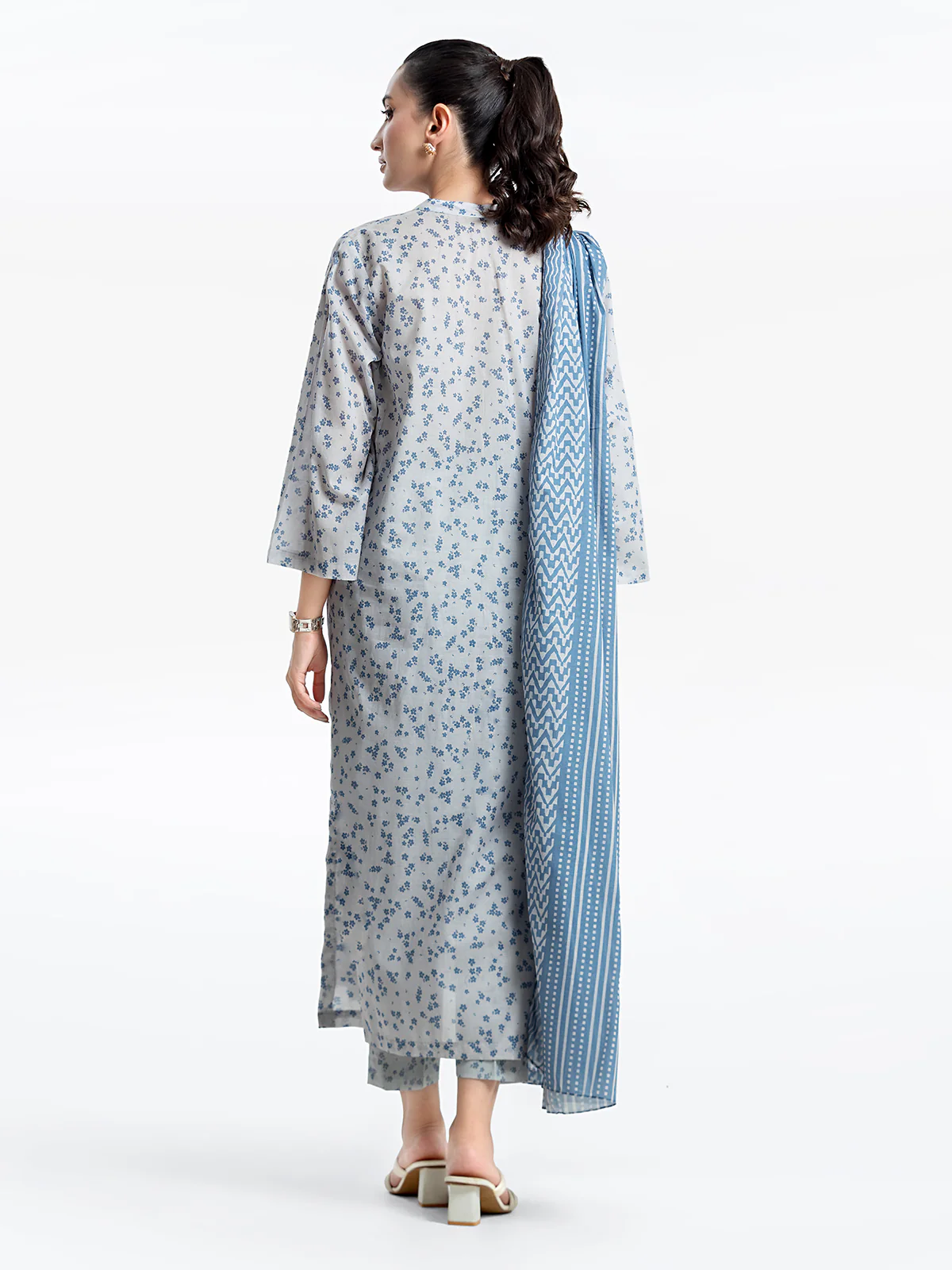 Pret Printed Lawn Suit - EWTKP24-81302-3P - Image 5