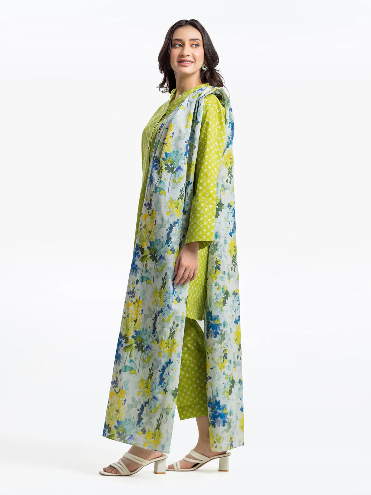 Pret Printed Lawn Suit - EWTKP24-81304-3P - Image 4