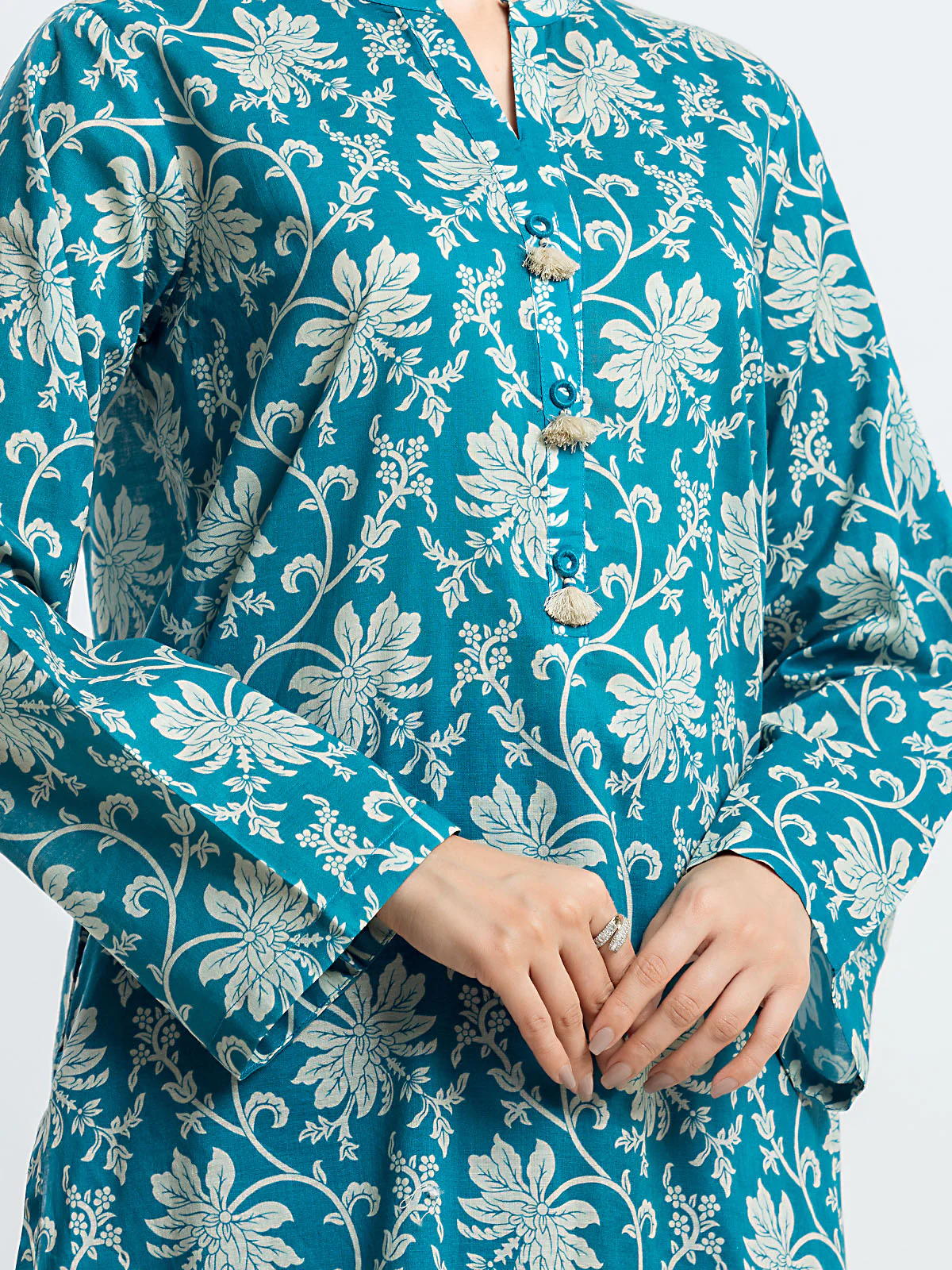 Pret Printed Lawn Suit - EWTKP24-81305-3P - Image 3