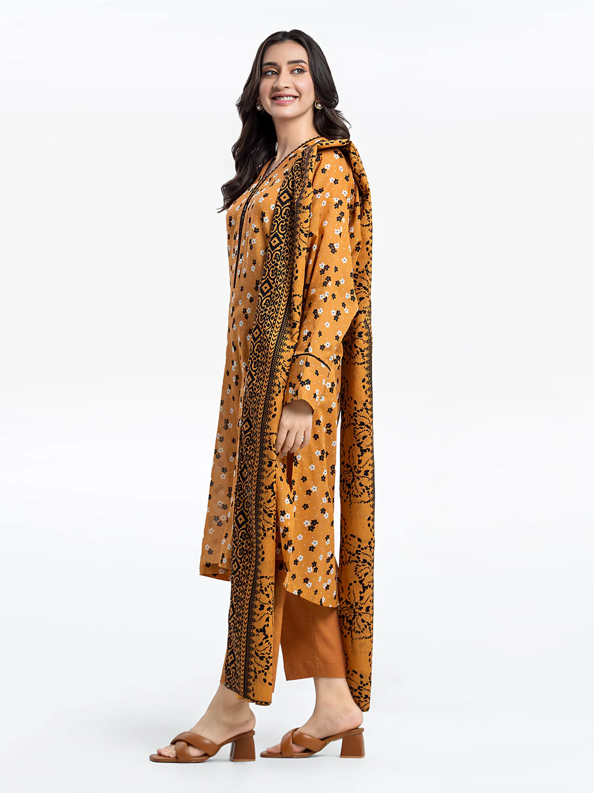 Pret Printed Lawn Suit - EWTKP24-81309-3P - Image 4
