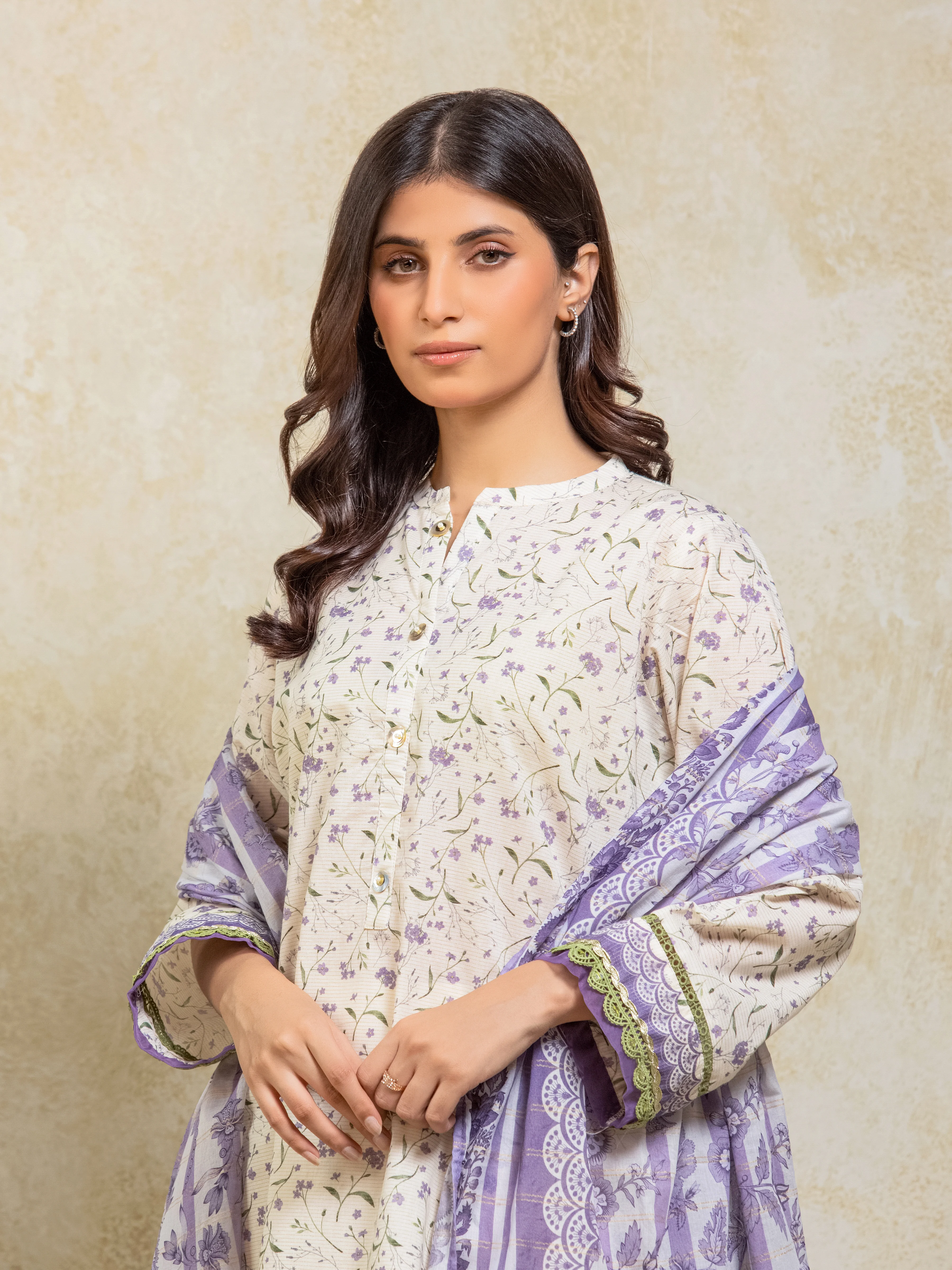 Pret Printed Lawn Suit - EWTKP5-81727-3P - Image 2