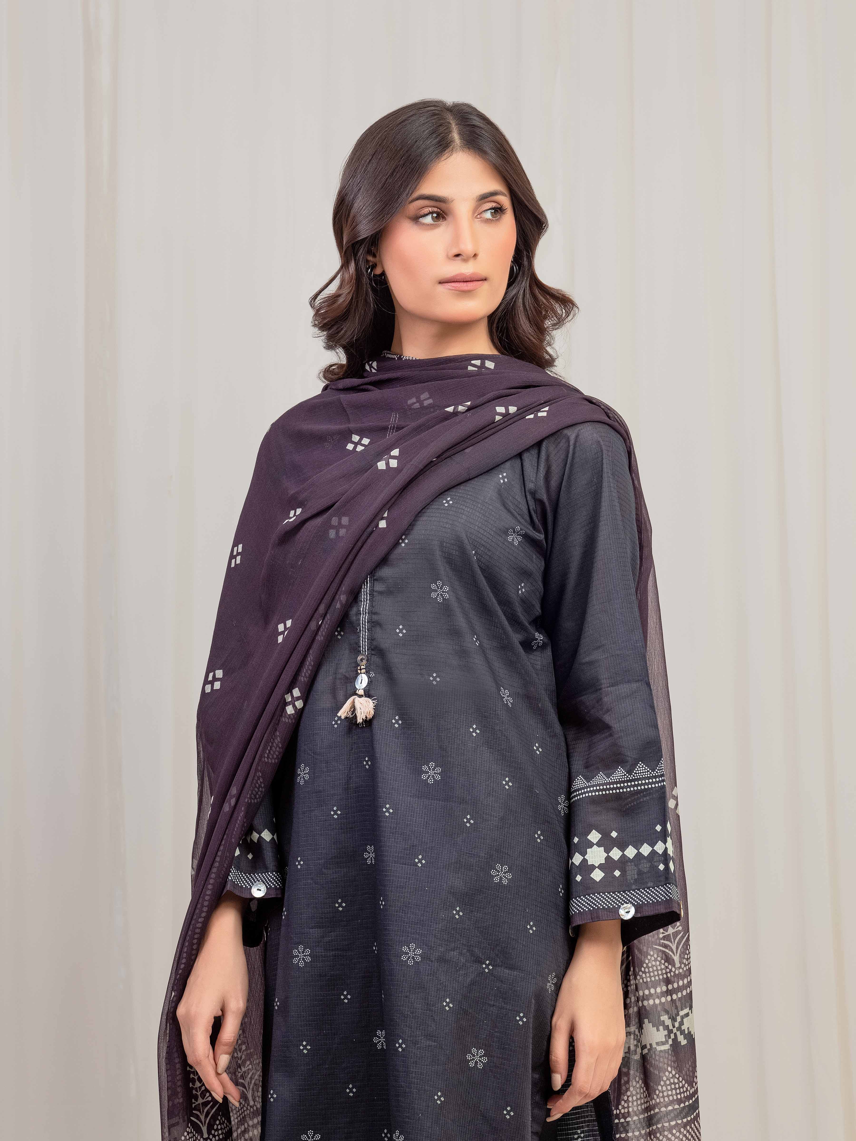 Pret Printed Lawn Suit - EWTKP5-81745-3P - Image 2