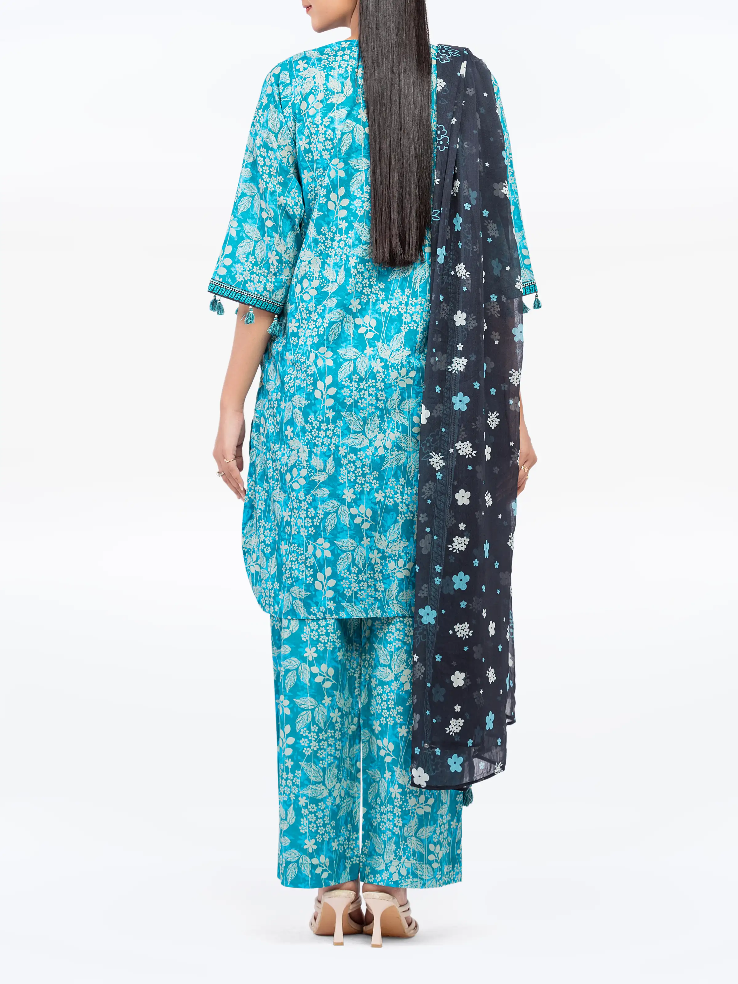 Pret Printed Lawn Suit - EWTKP5-81994-3P - Image 6