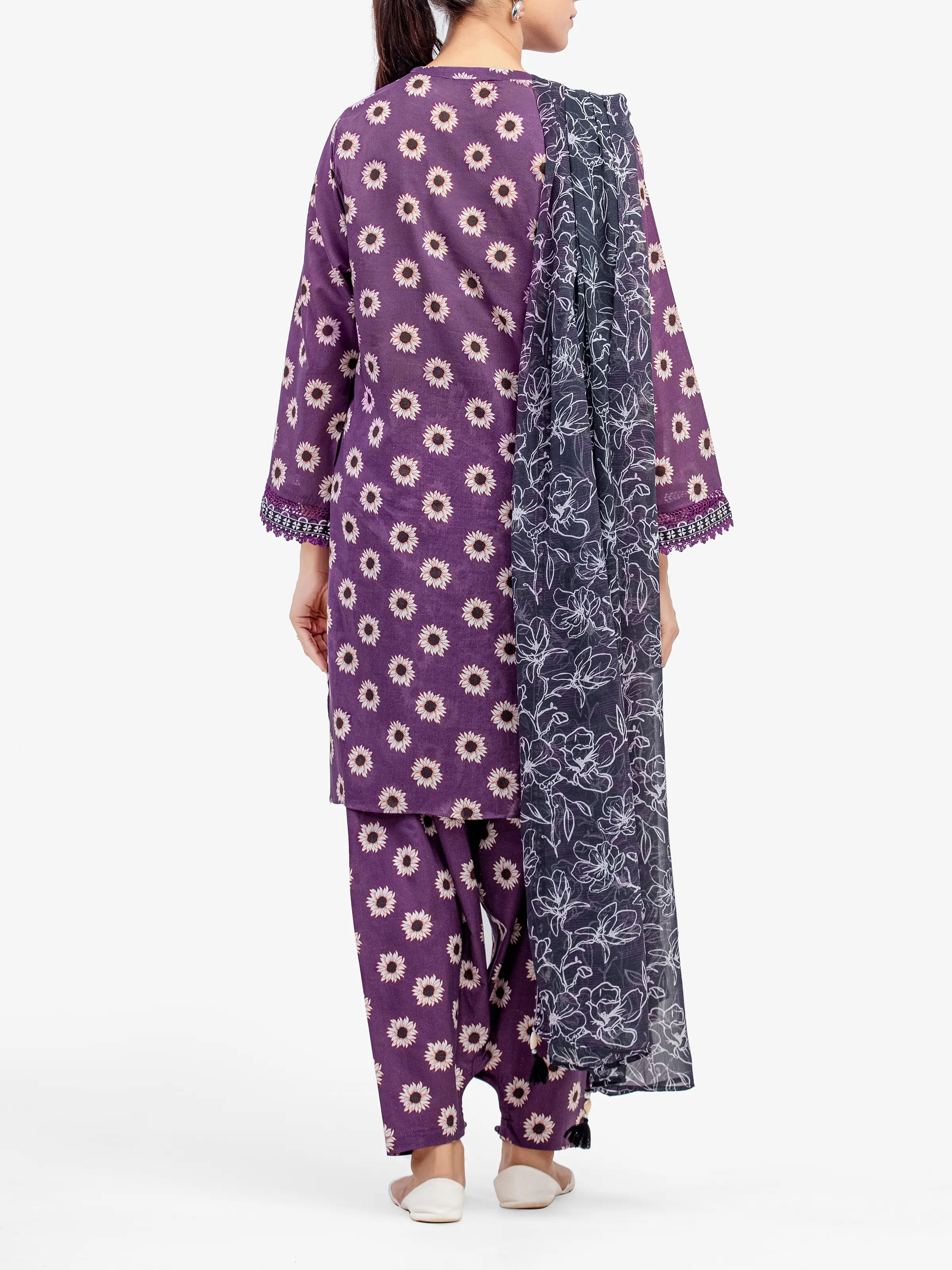 Pret Printed Lawn Suit - EWTKP5-81995-3P - Image 5
