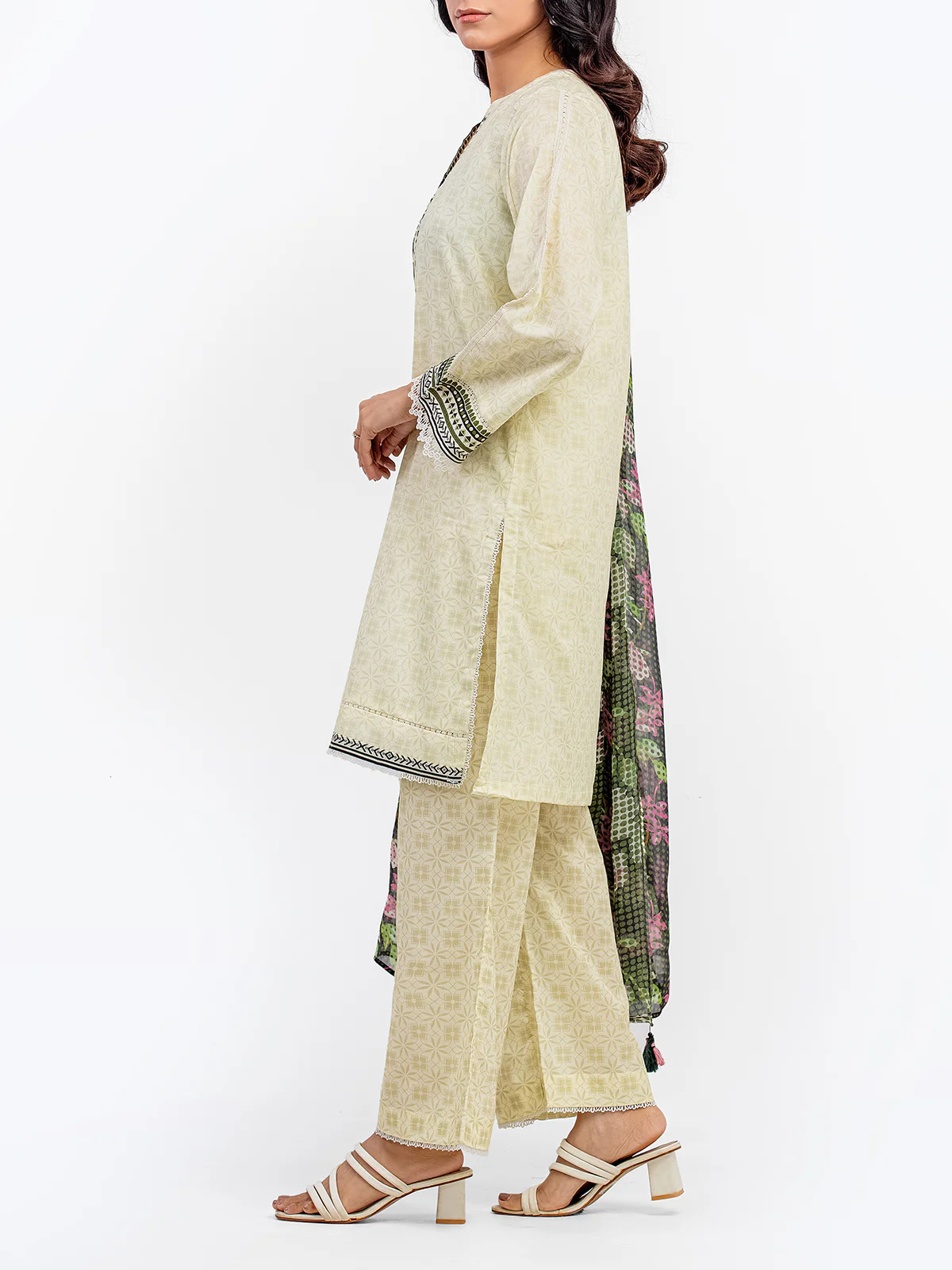 Pret Printed Lawn Suit - EWTKP5-81996-3P - Image 5
